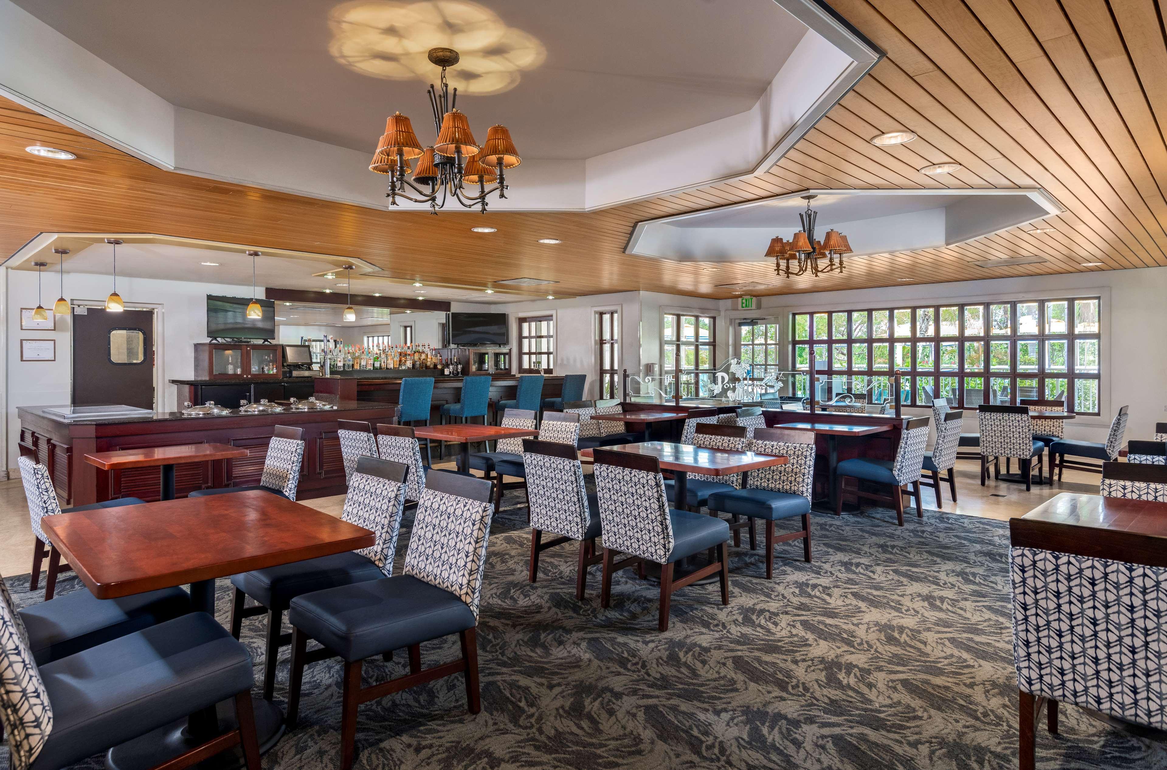 Hotel Doubletree By Hilton Naples