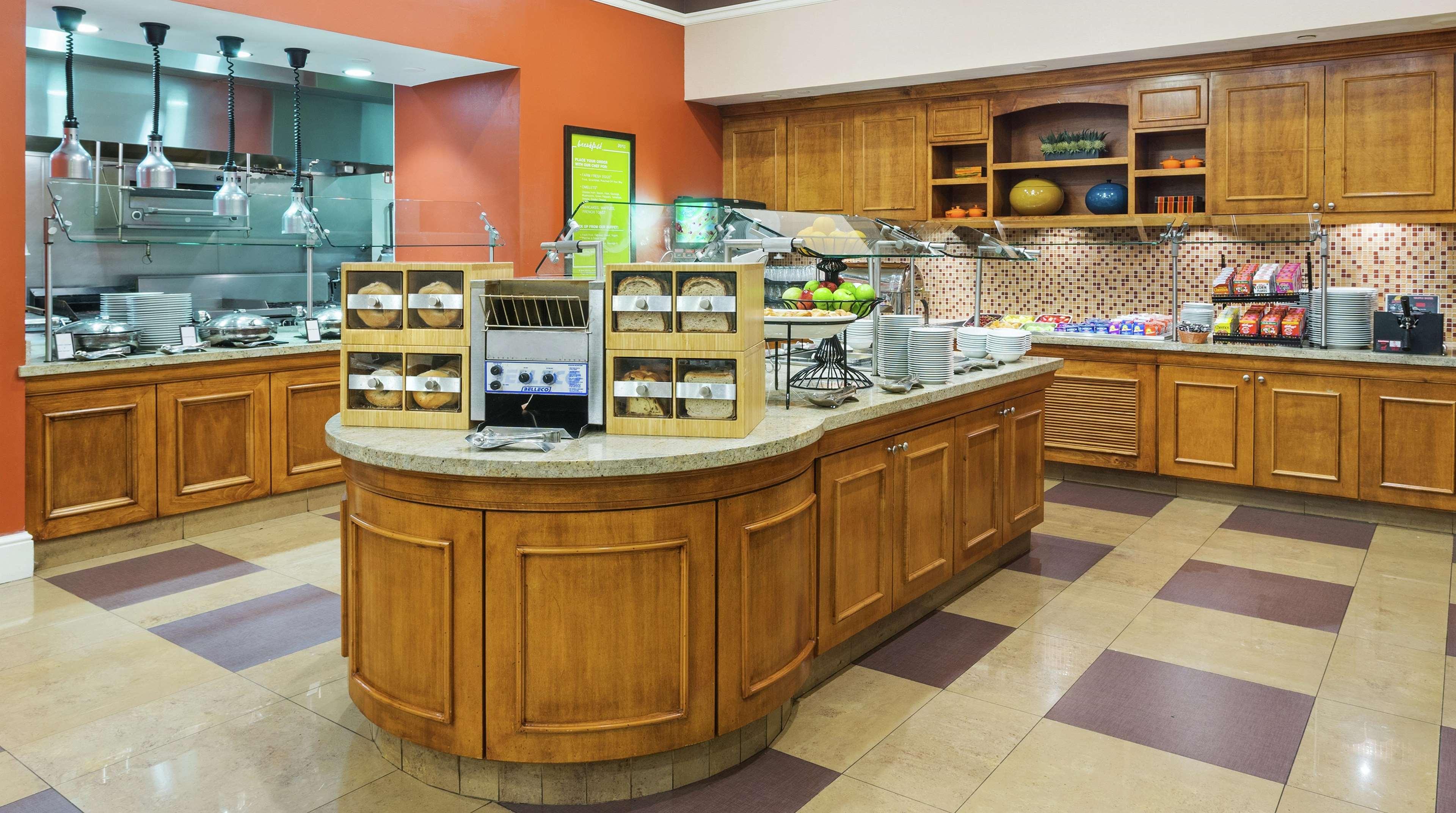 Hilton Garden Palm Gardens