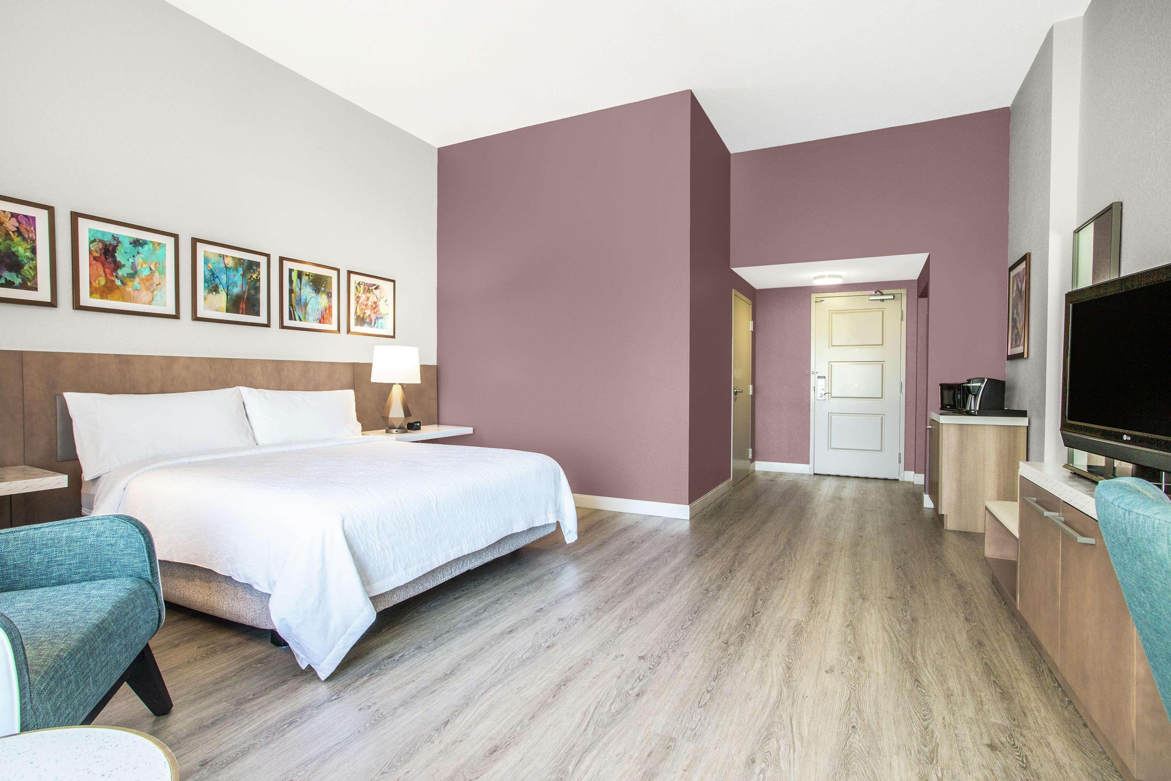 Hilton Garden Palm Gardens 3*
