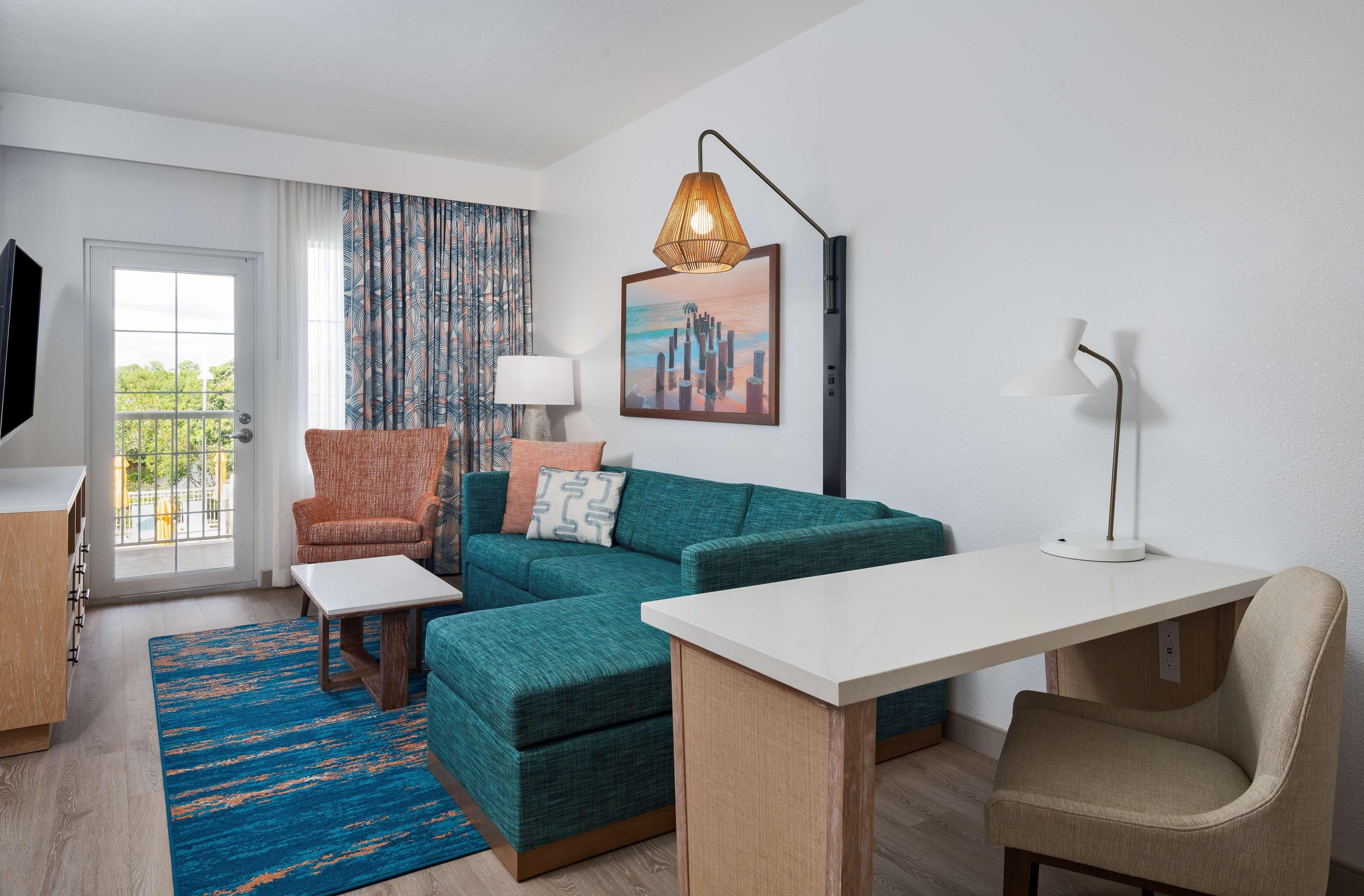 Doubletree By Hilton Hotel Naples