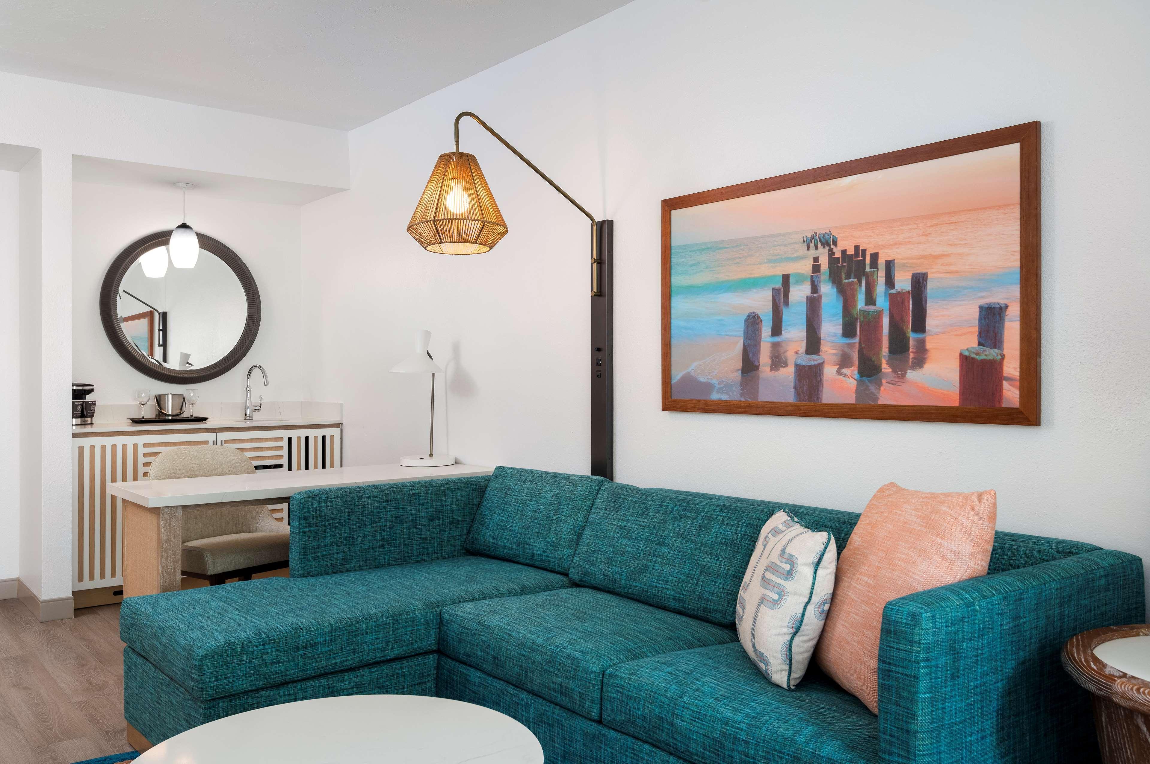 Doubletree By Hilton 4* Naples