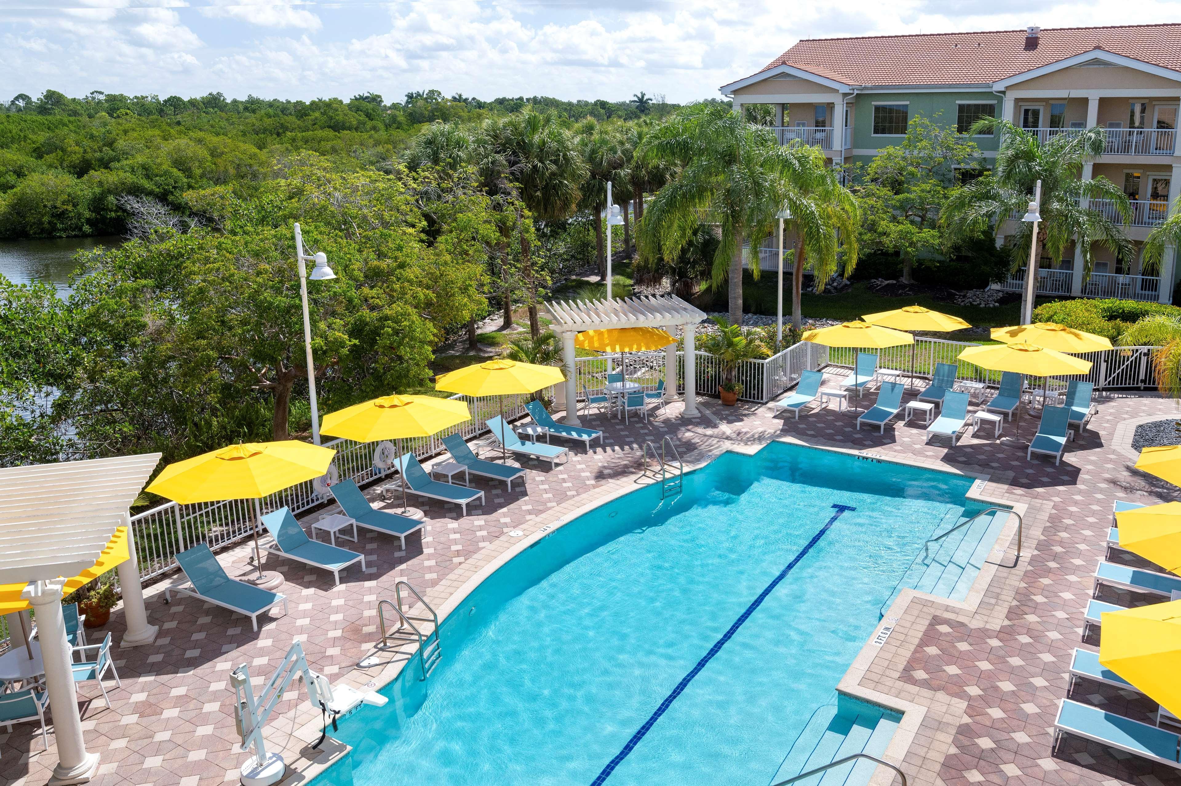 Doubletree By Hilton Hotel Naples