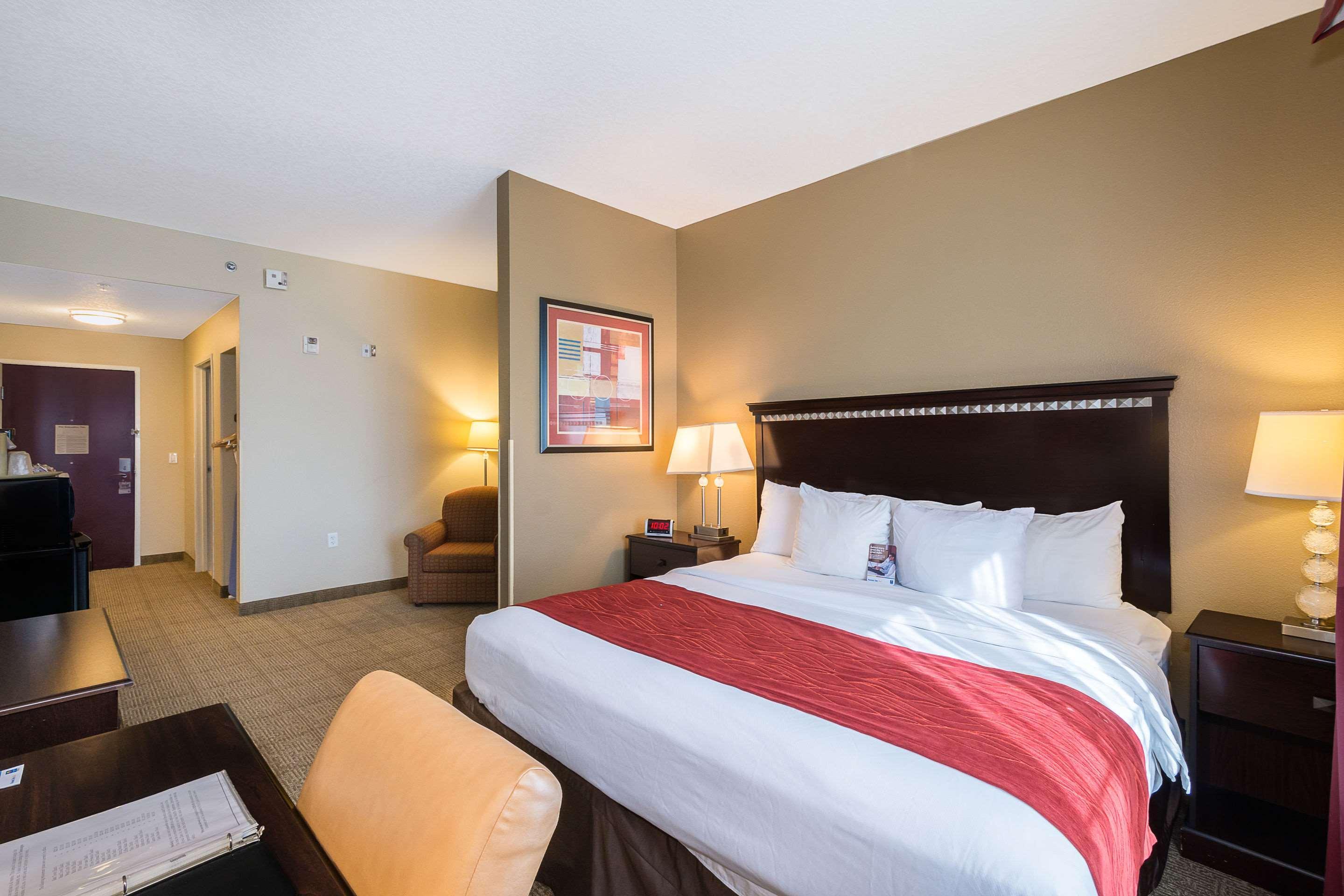Hotel Comfort & Maingate South 3*