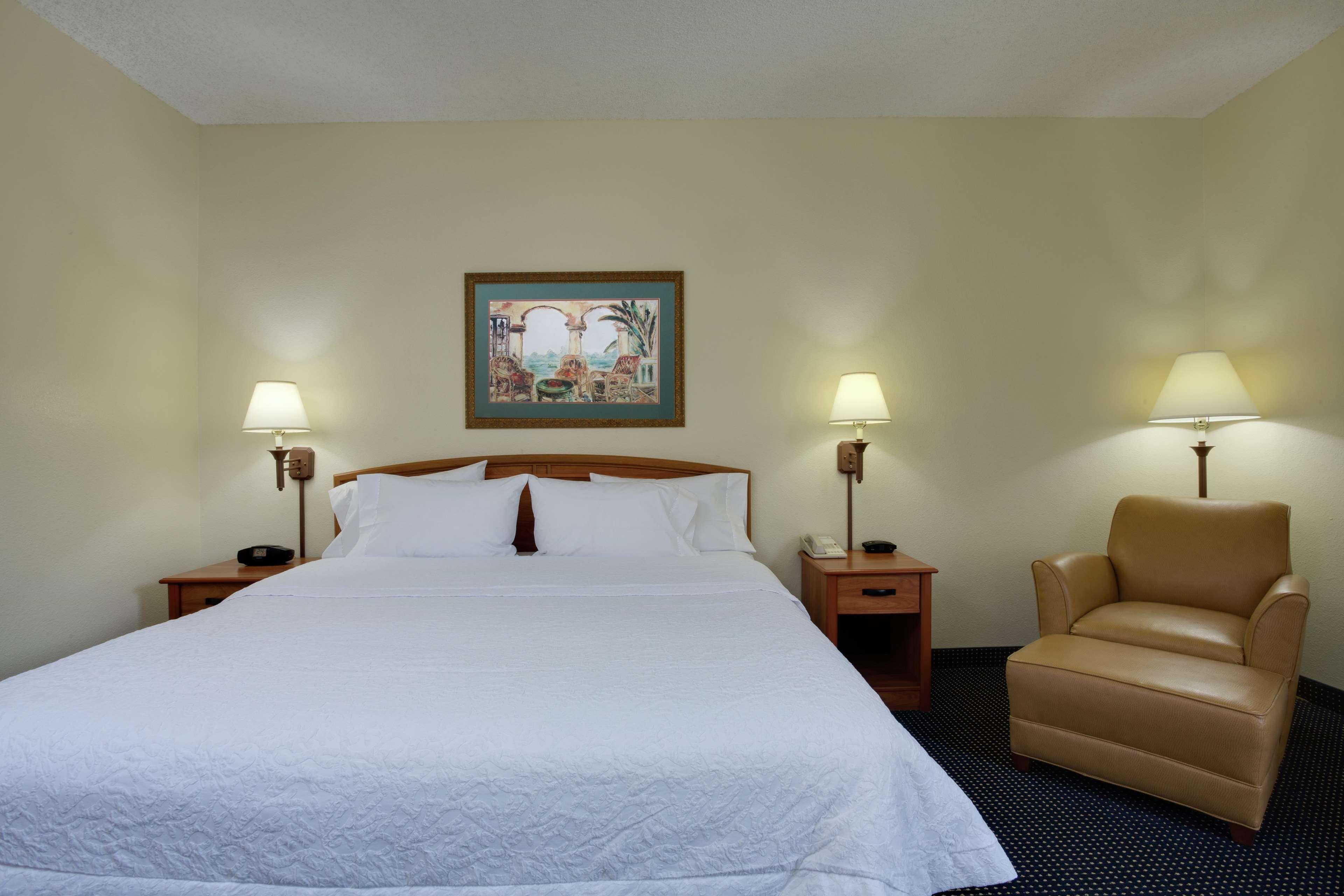 Hotel Hampton Commercial Boulevard-fort Lauderdale 3*