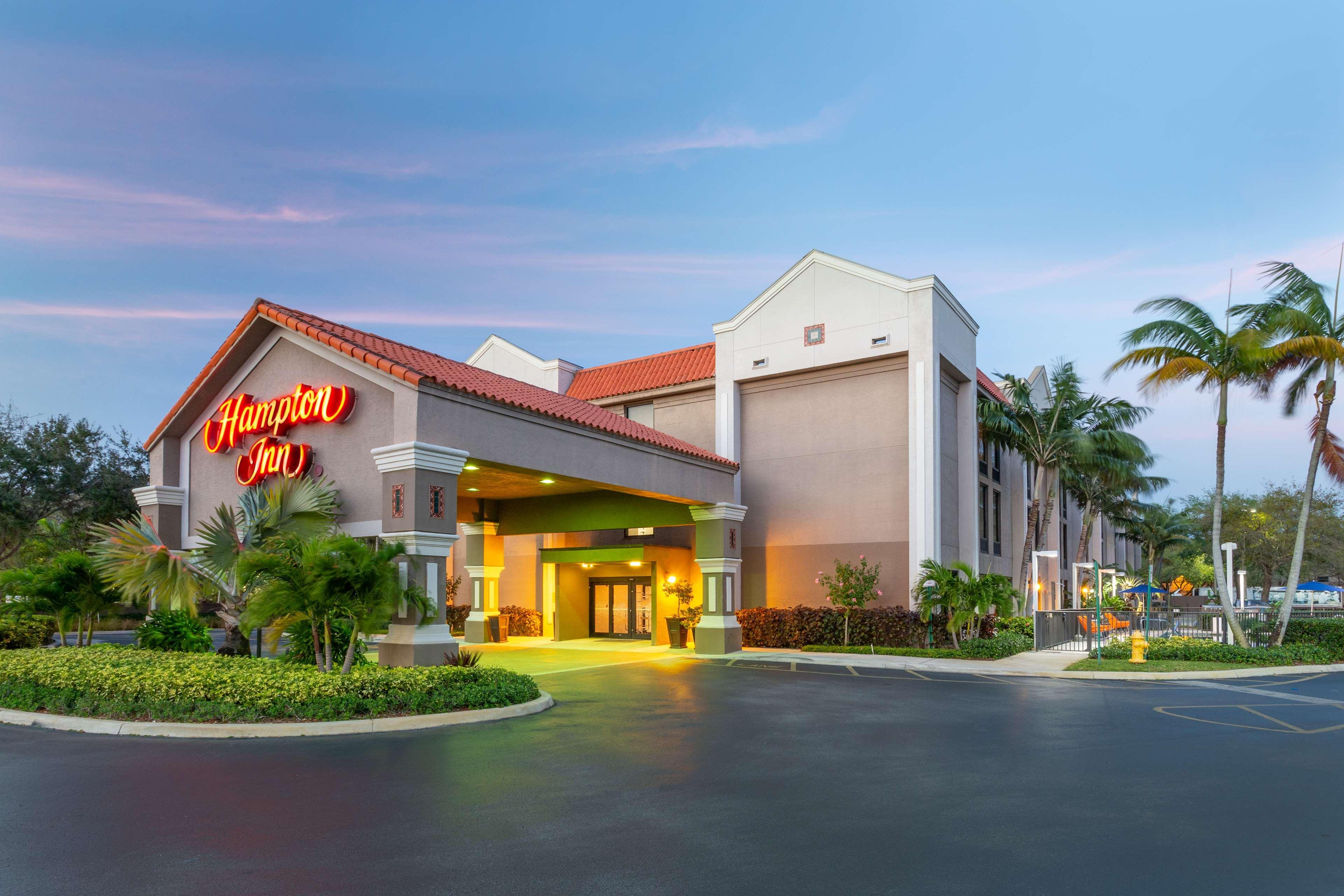 Hampton Commercial Boulevard-fort Lauderdale Hotel 3*