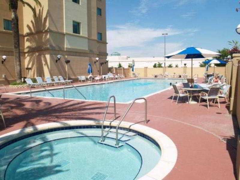 Hotel The Florida & Conference Center In The Florida Mall 4*