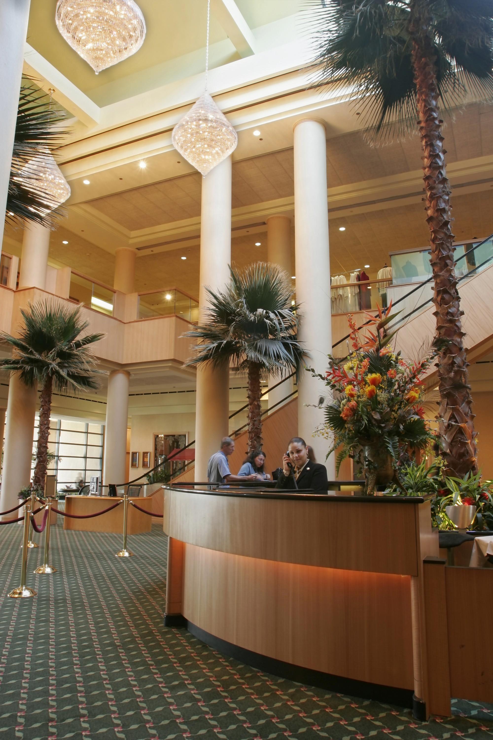 The Florida & Conference Center In The Florida Mall Hotel 4*