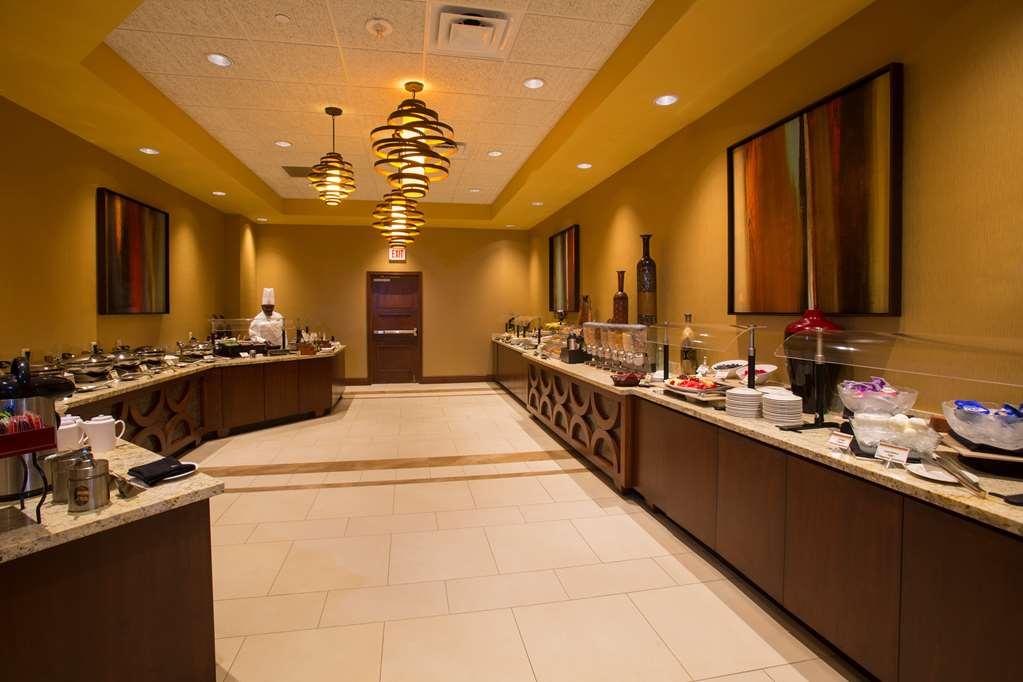 Hotel The Florida & Conference Center In The Florida Mall 4*