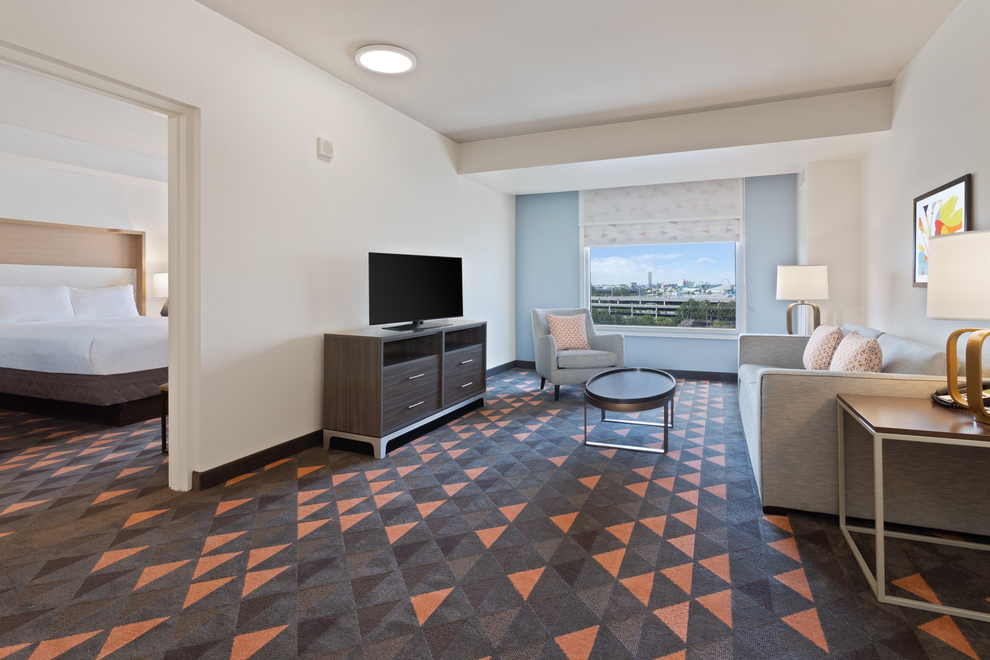 & Across From Universal By Ihg Orlando