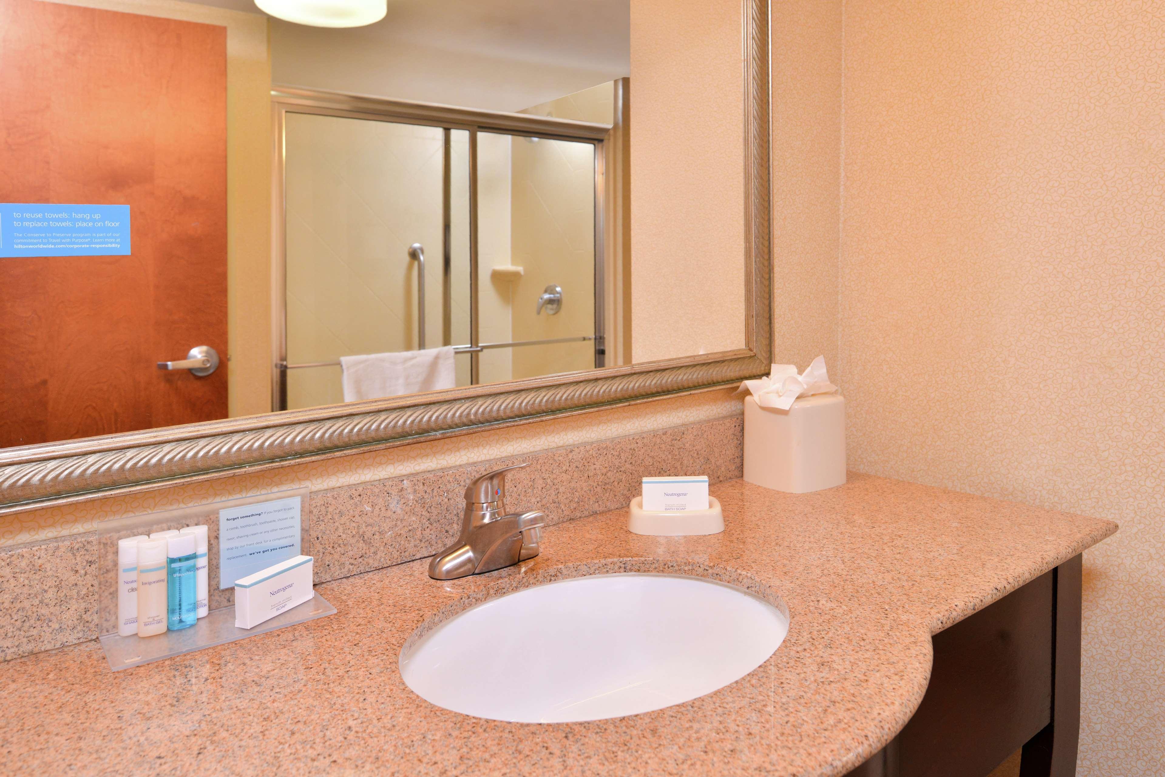 Hotel Hampton & / Myers 3*
