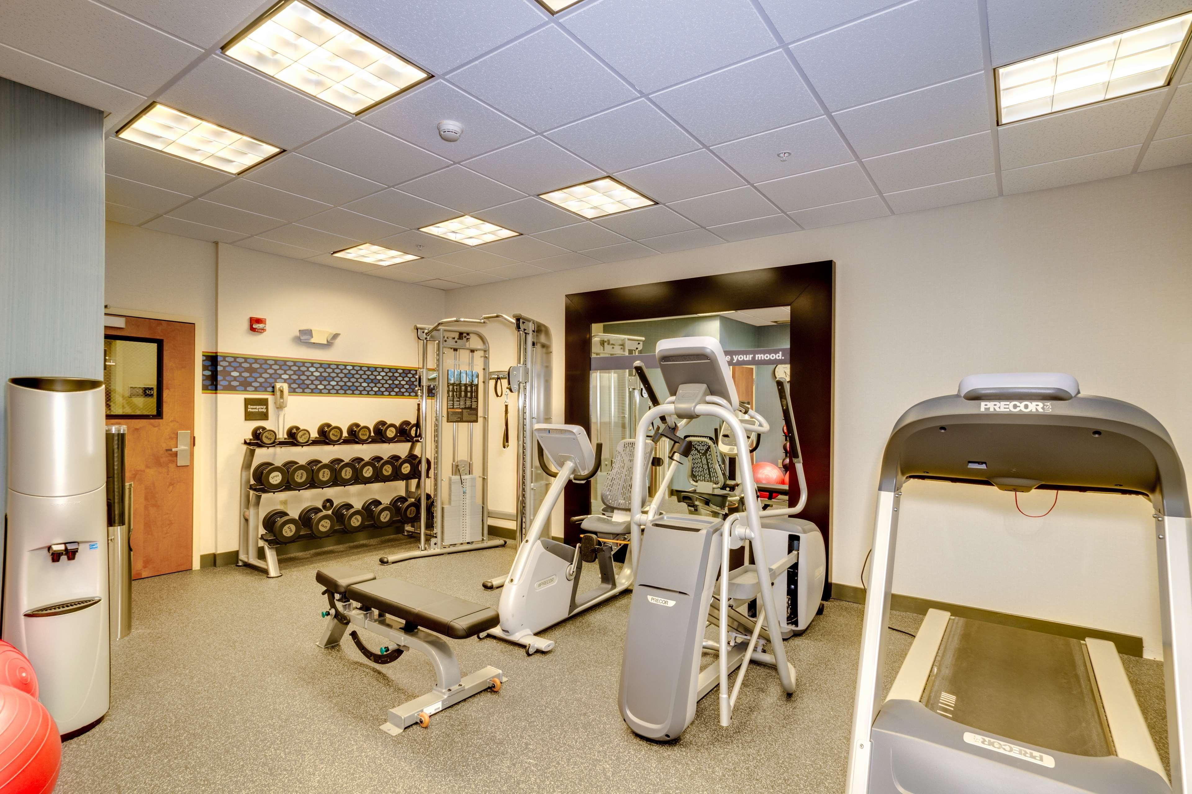 Hampton & / Myers Hotel 3*