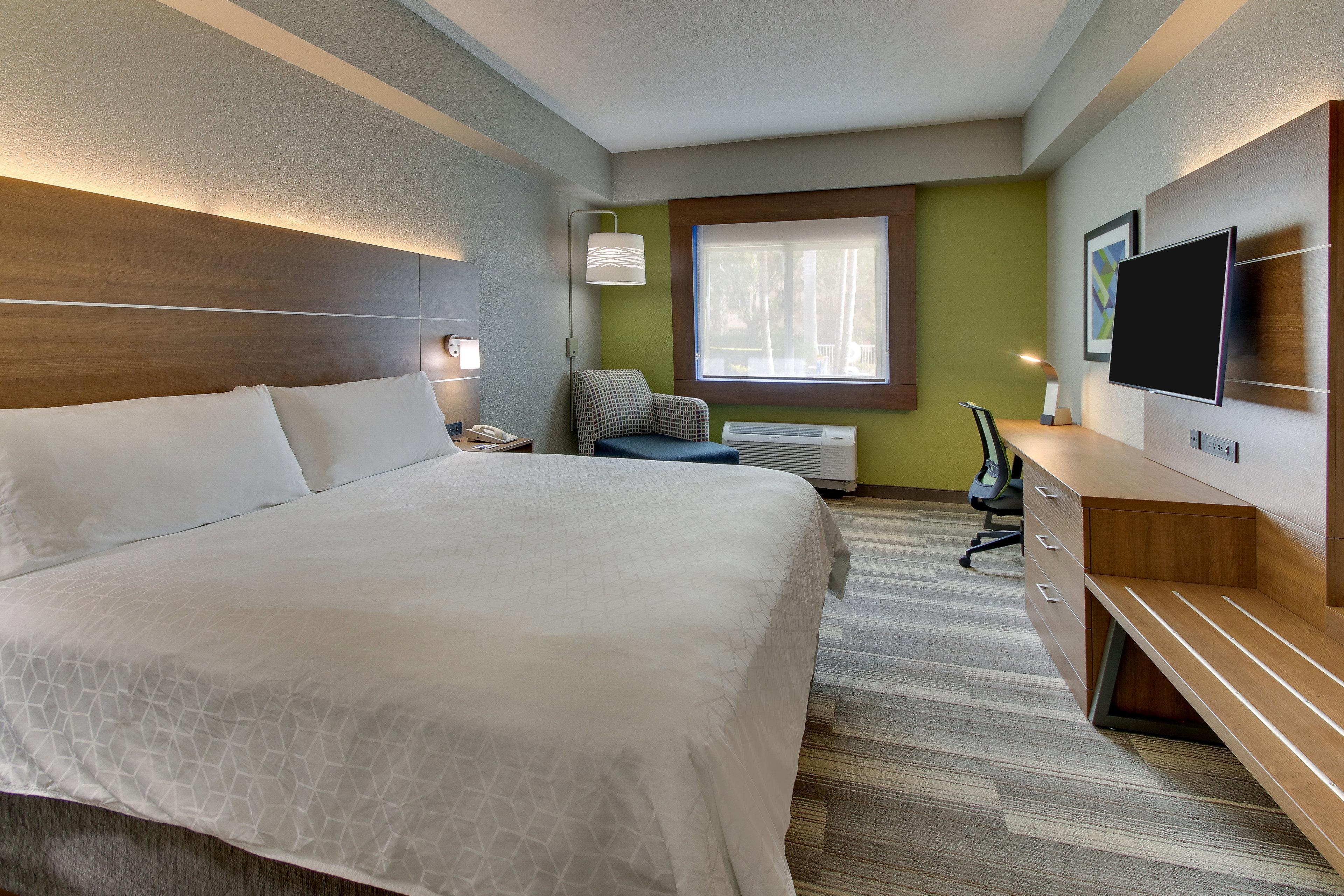 Express West Palm Metrocentre By Ihg Inn
