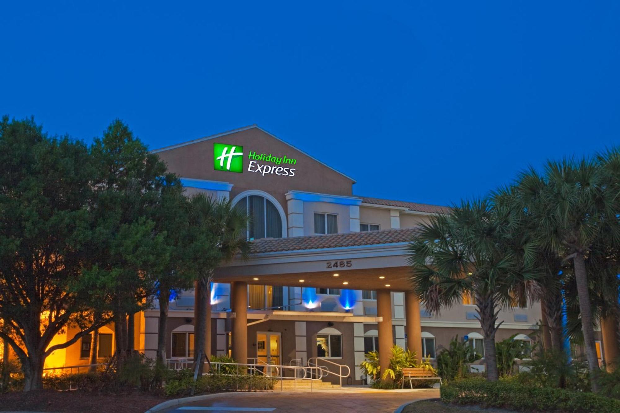 Express West Palm Metrocentre By Ihg West Palm Beach