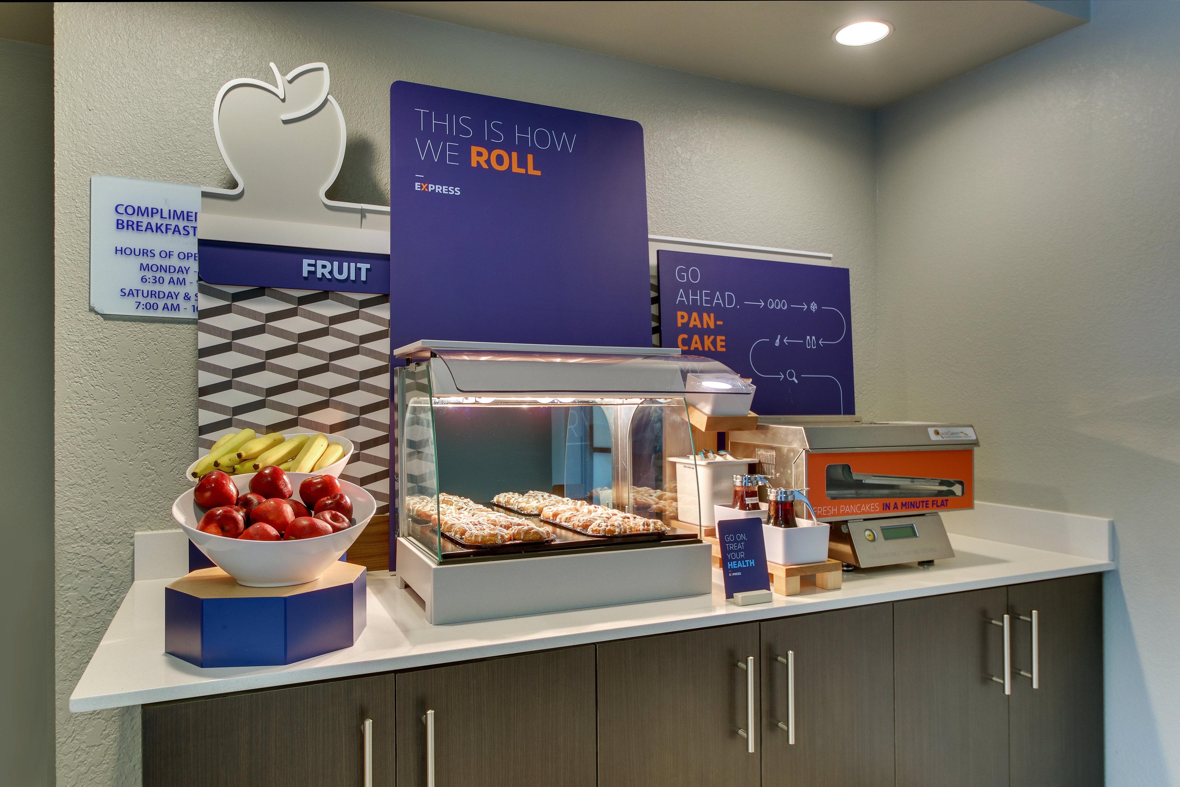 Express West Palm Metrocentre By Ihg Inn 3*