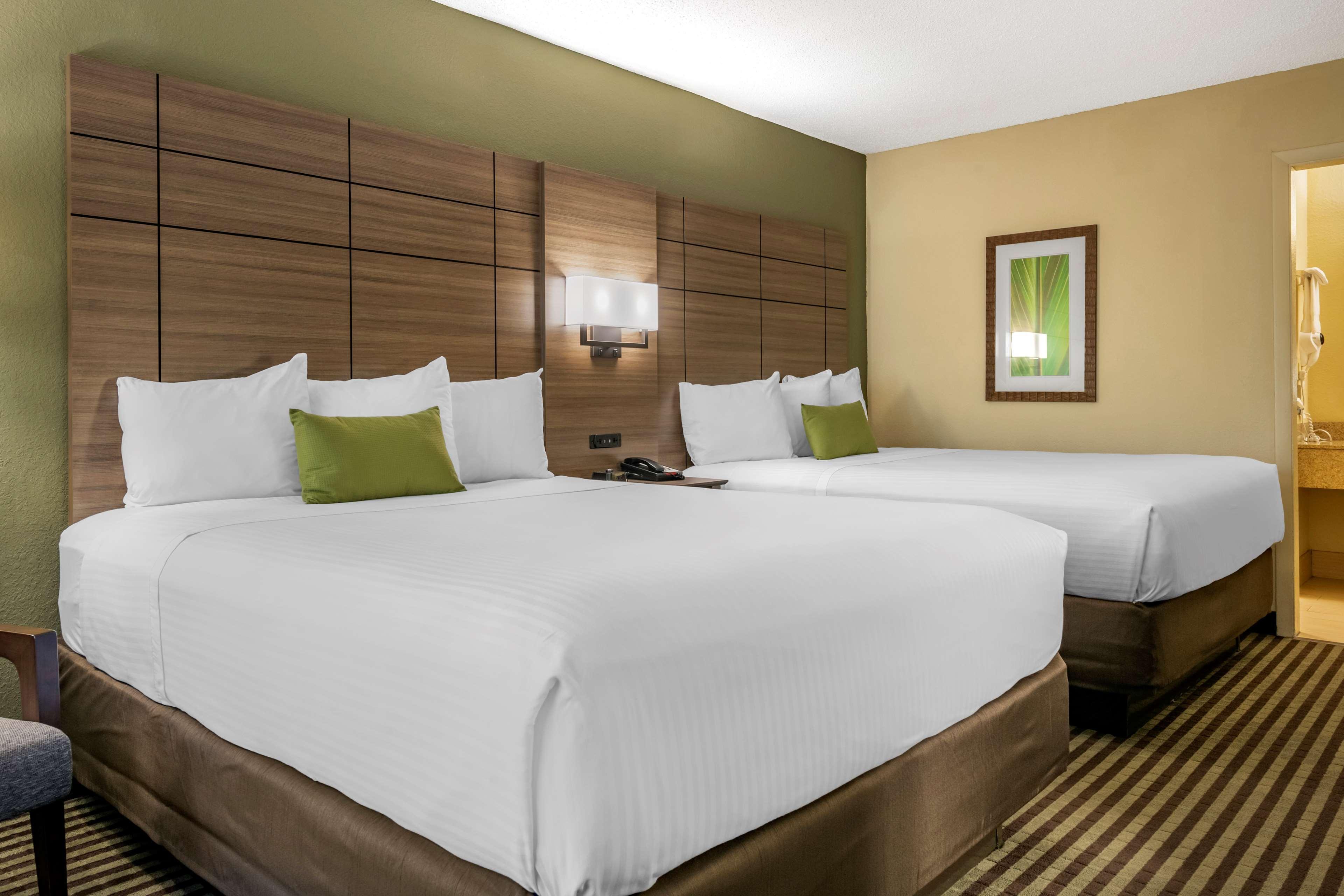 Western Downtown 3*
