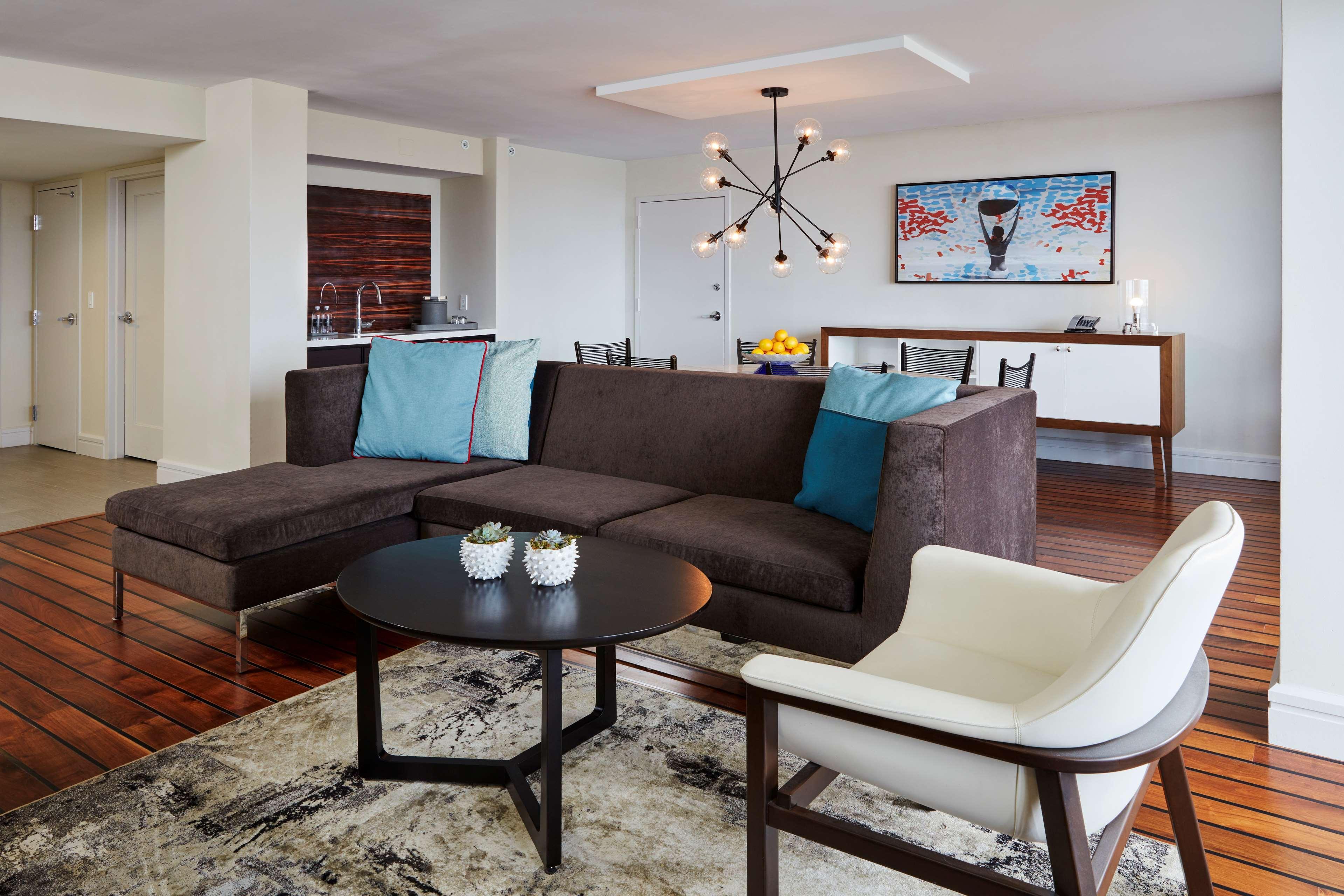Waterstone & Marina Boca Raton, Curio Collection By Hilton Resort