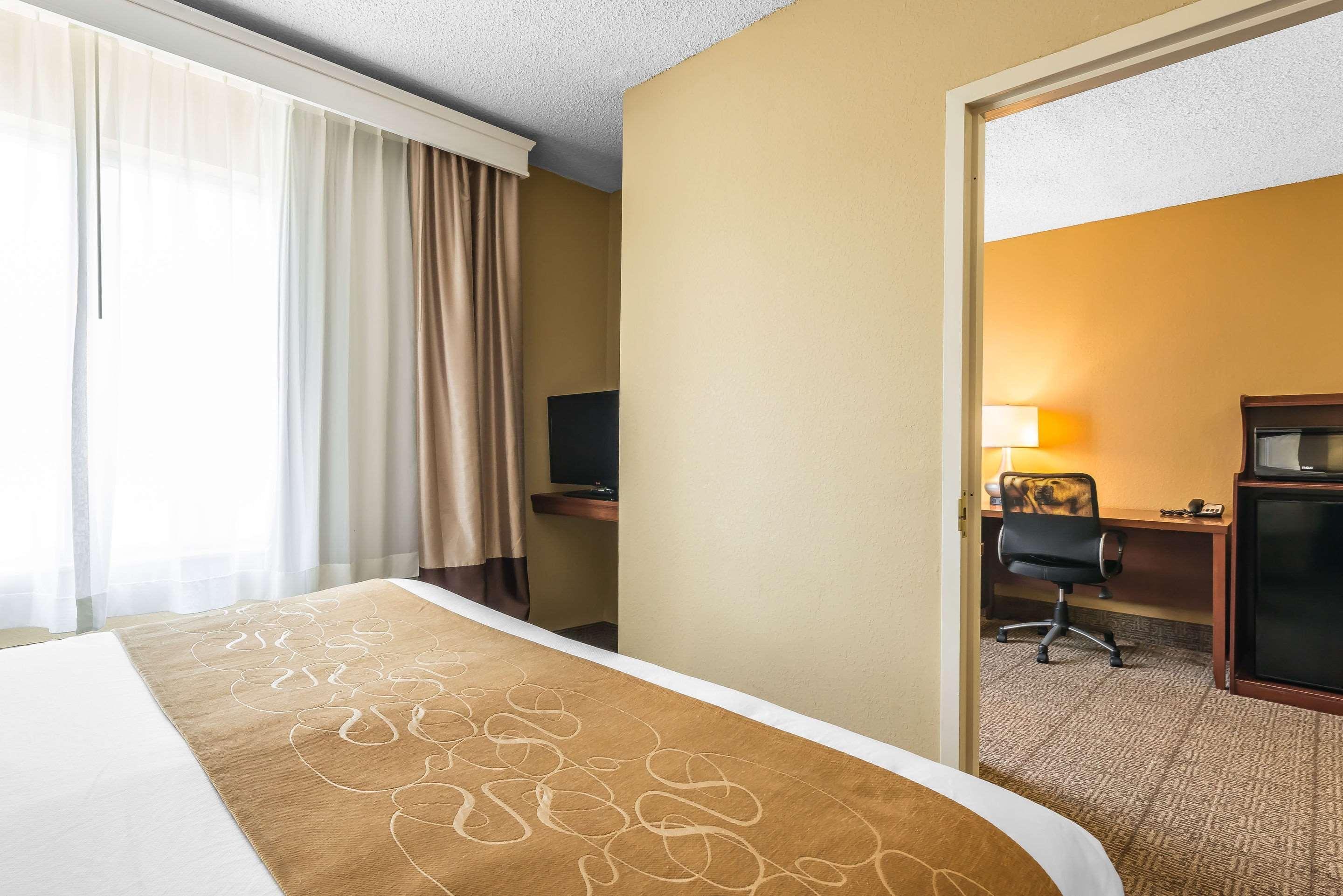 Comfort Sawgrass Hotel Tamarac