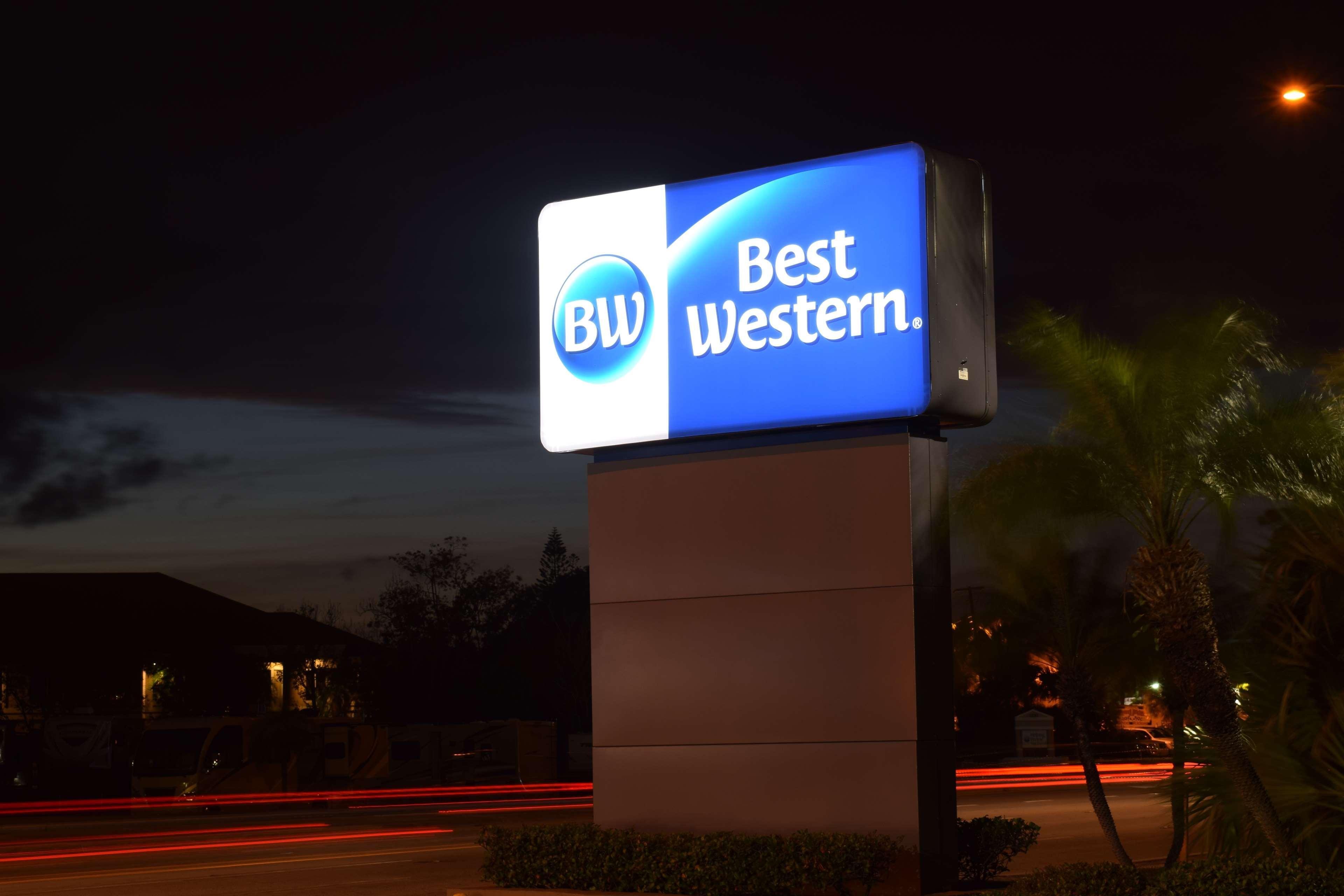 Western Downtown Stuart