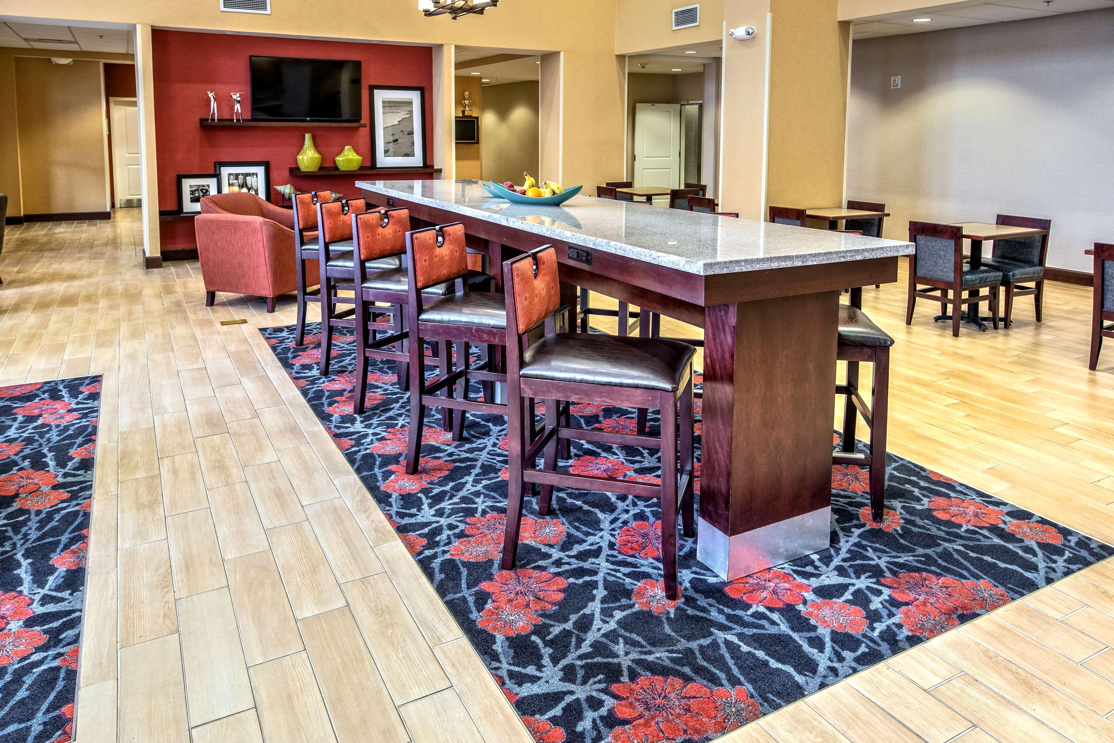 Hampton & Myers Hotel Estero