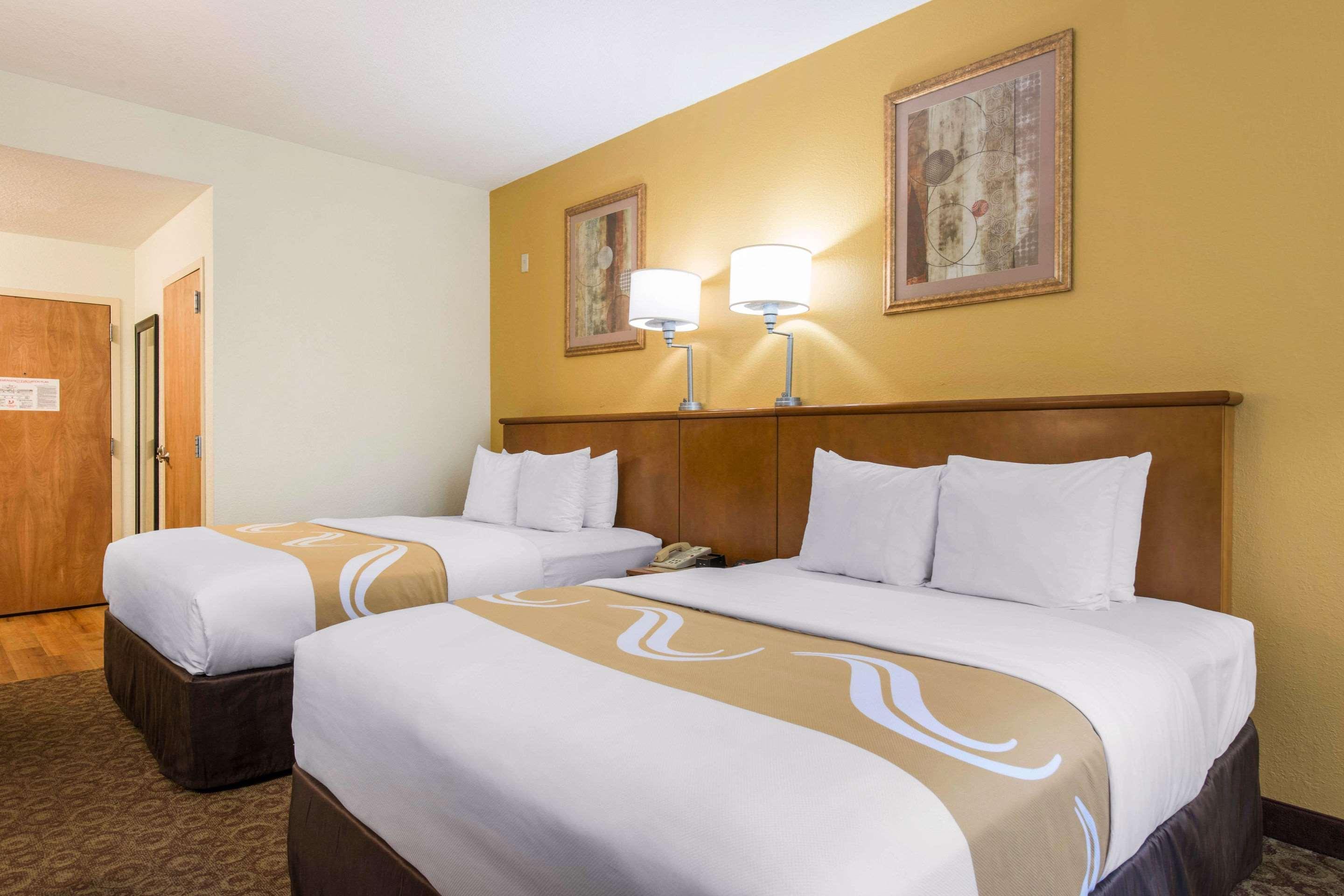 Hotel Spark By Hilton Near Universal