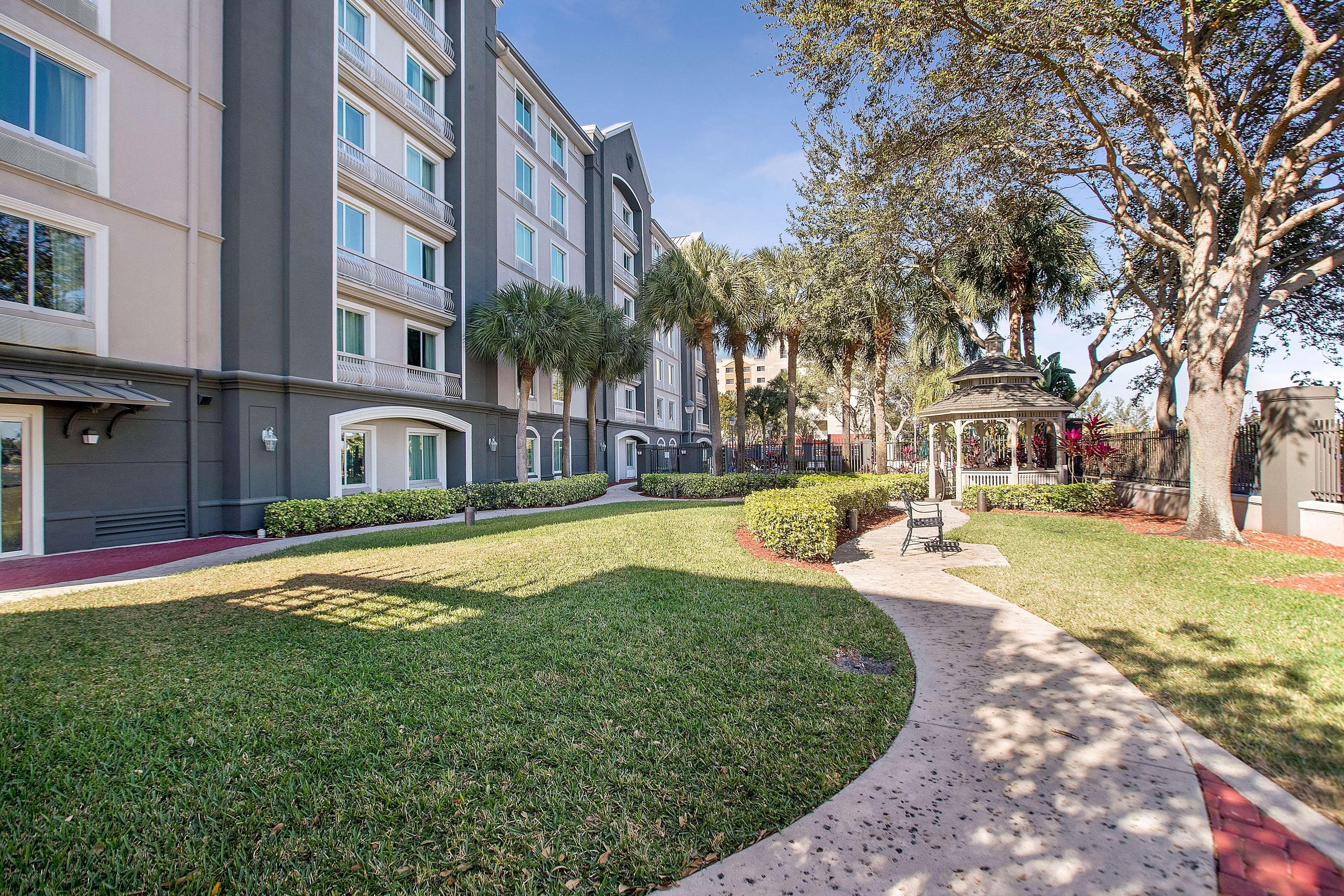 La Quinta By Wyndham Ft. Lauderdale Airport 3*