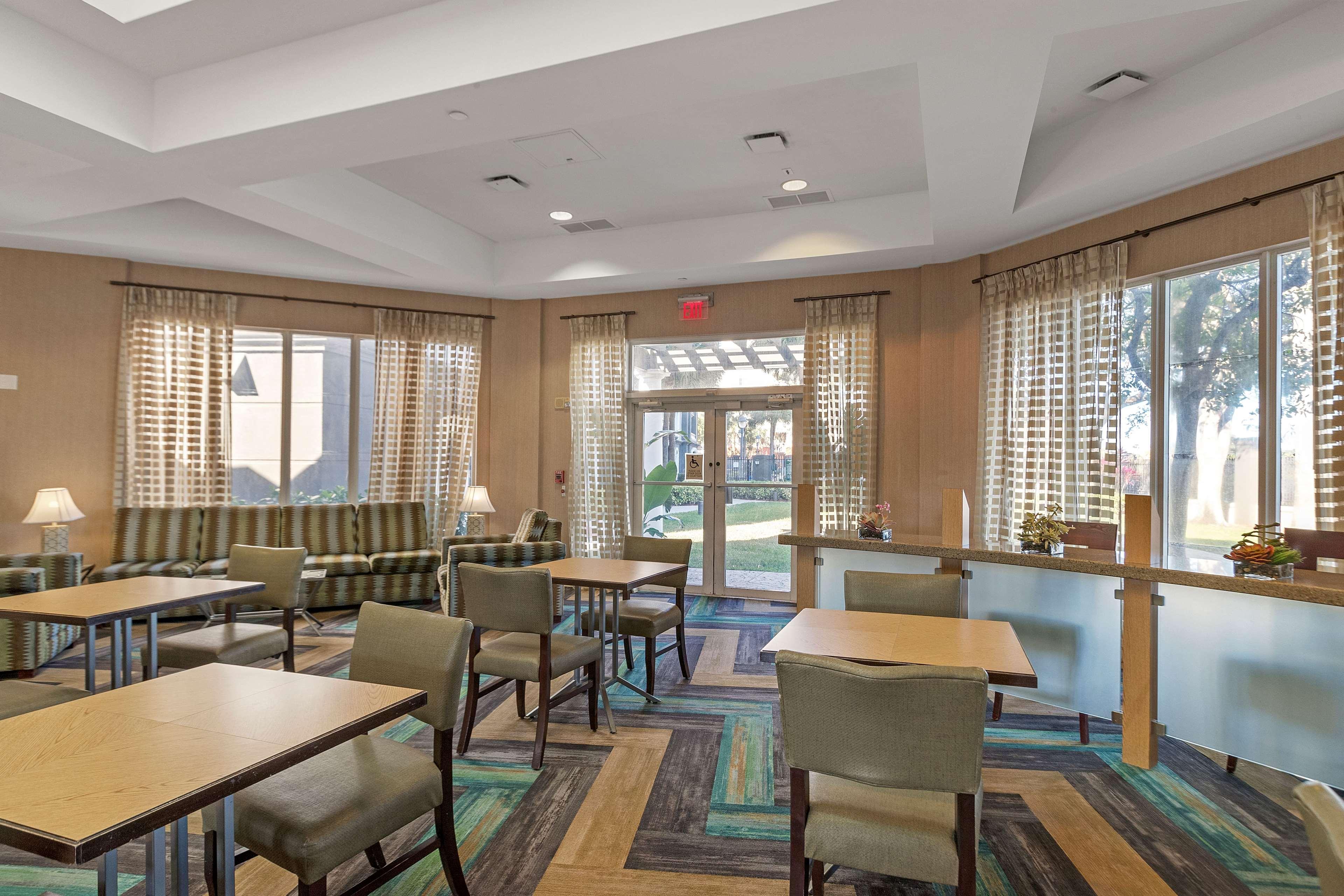 Hotel La Quinta By Wyndham Ft. Lauderdale Airport 3*