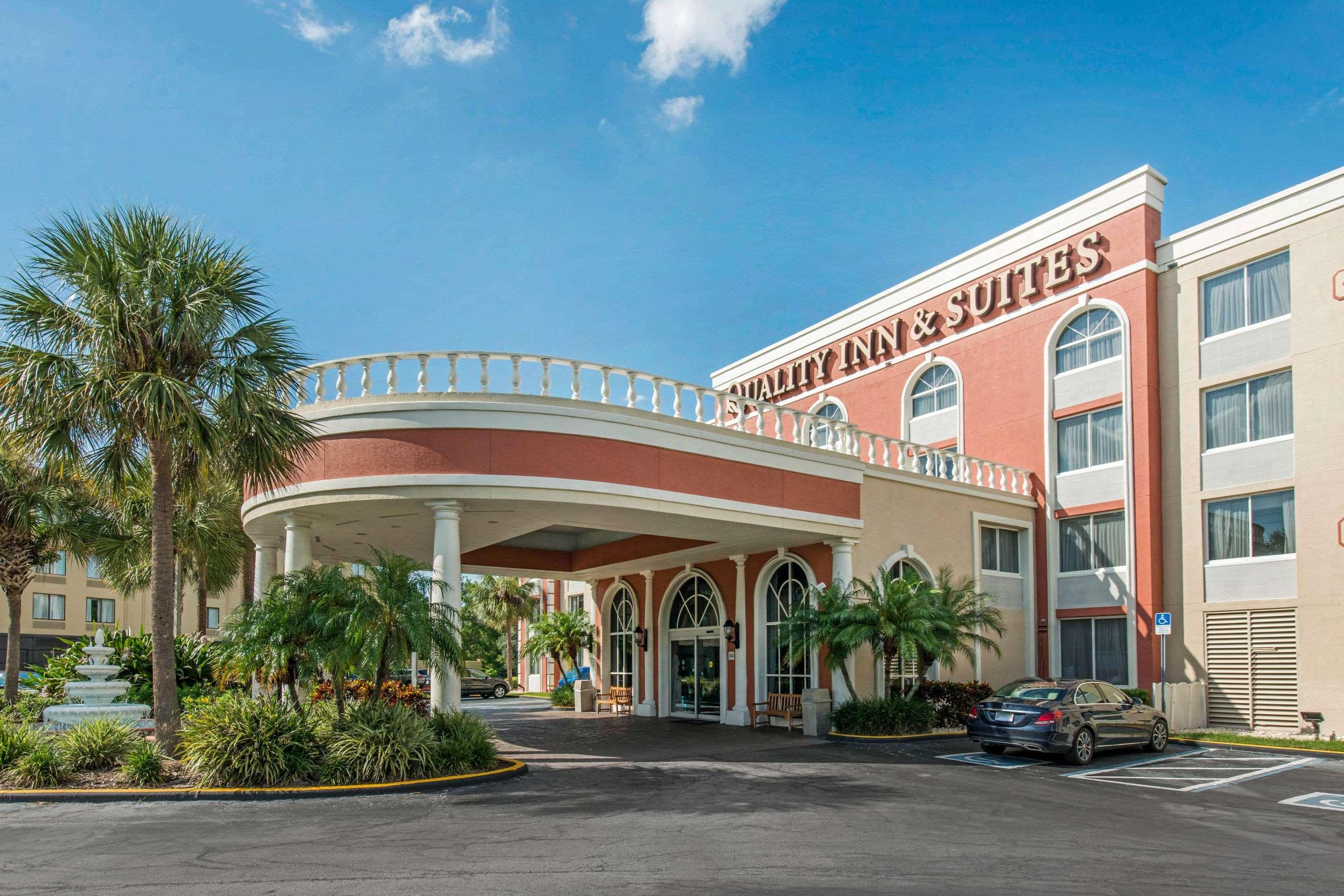 Hotel Spark By Hilton Near Universal 3*