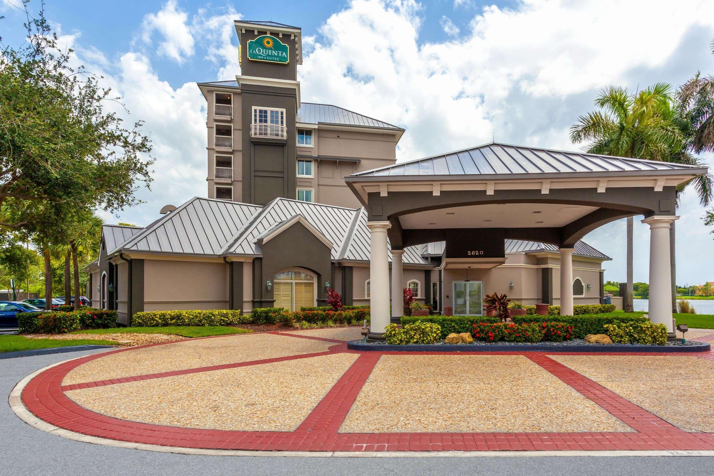 Hotel La Quinta By Wyndham Ft. Lauderdale Airport