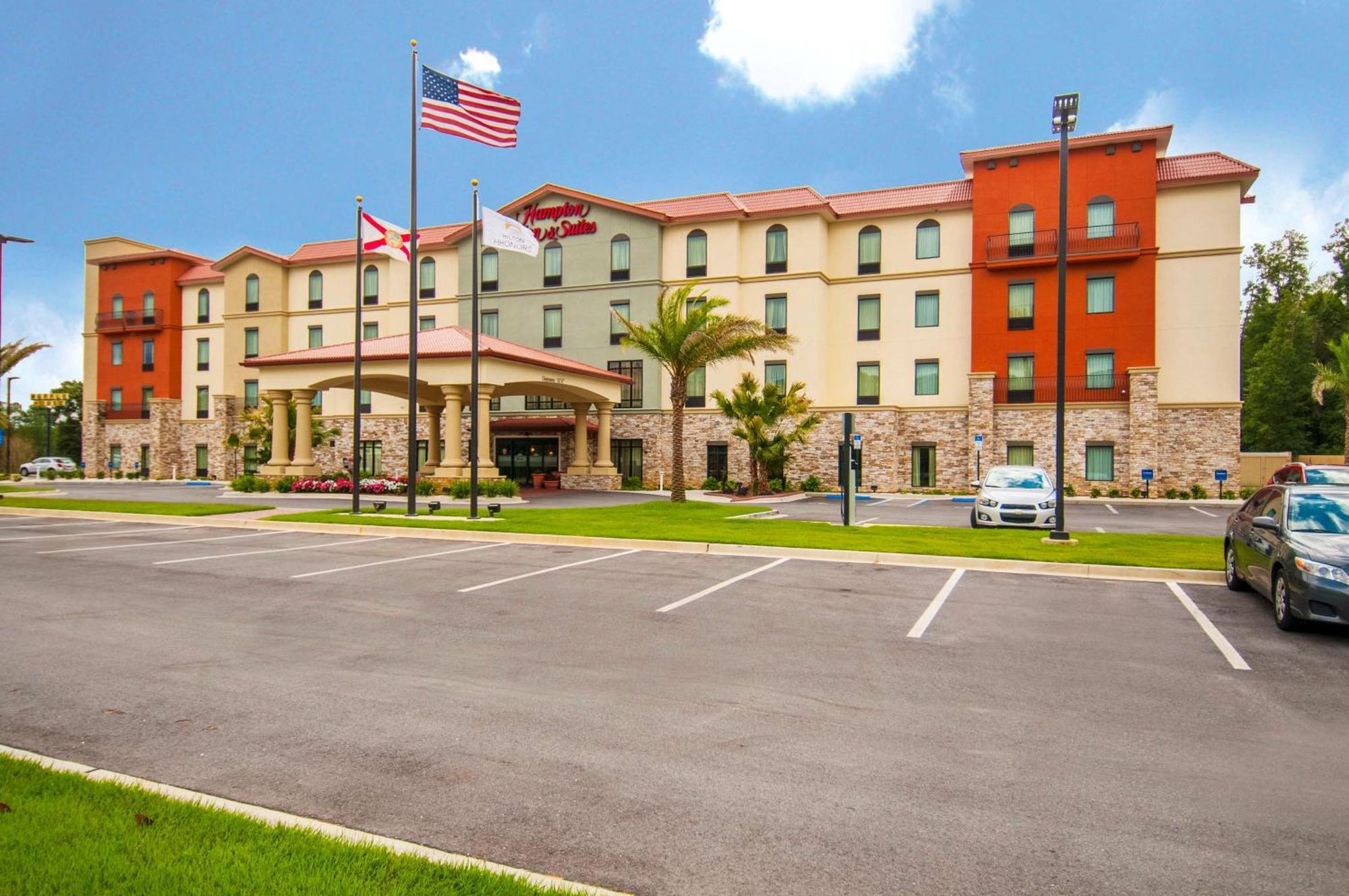 Hampton & Pensacola/i-10 Pine Forest Road 3* Pensacola
