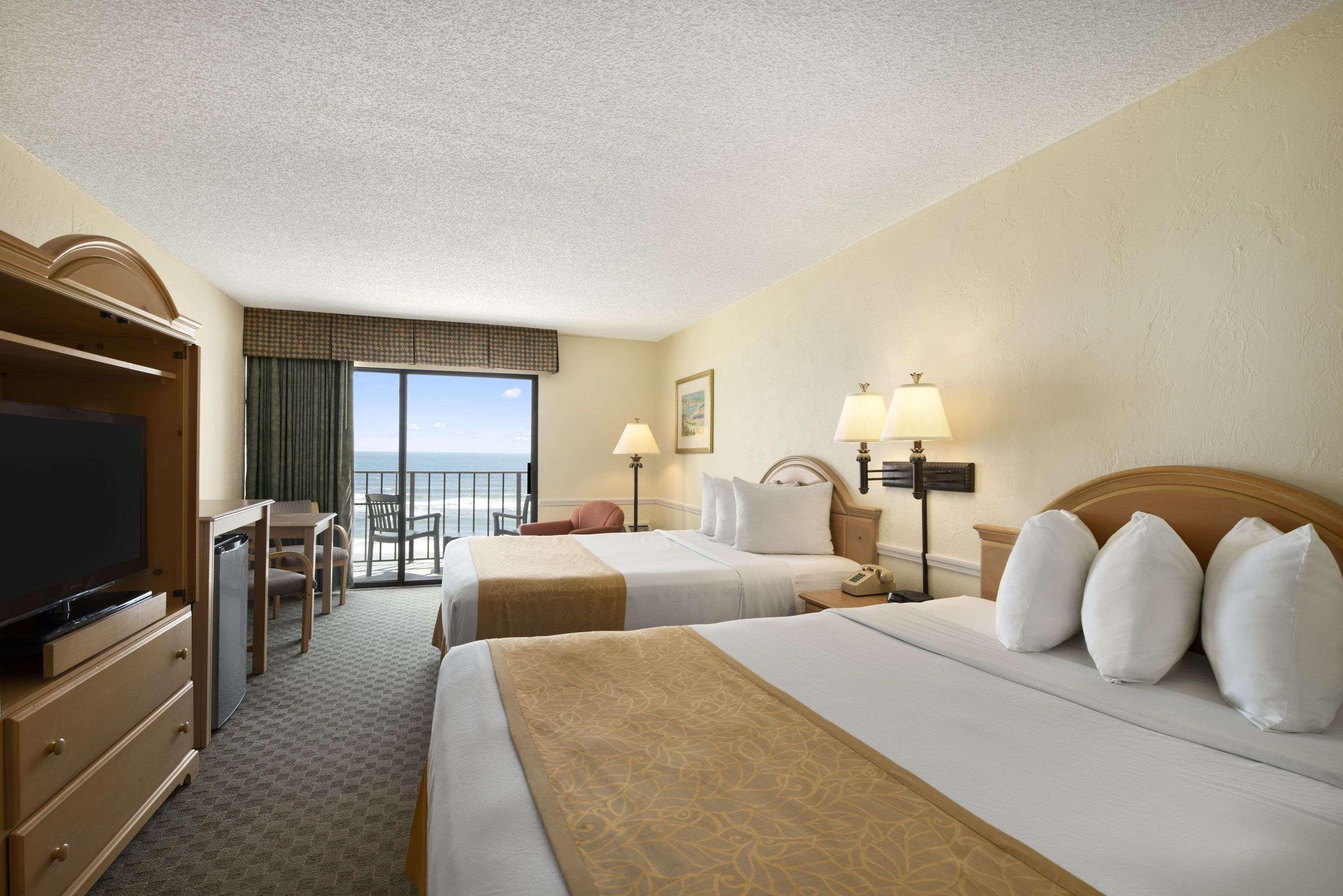 Days By Wyndham Daytona Oceanfront Hotel Daytona Beach Shores