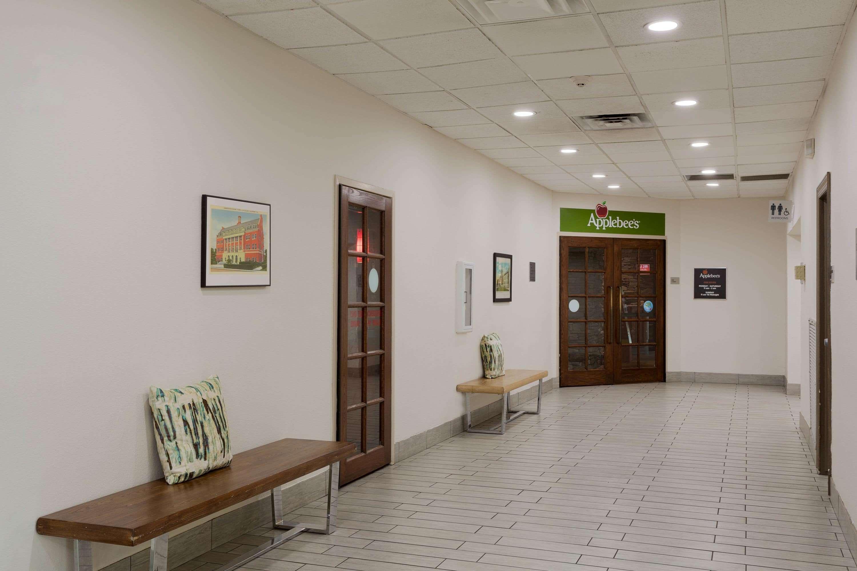 Hotel Wyndham Garden Capitol Near Fsu