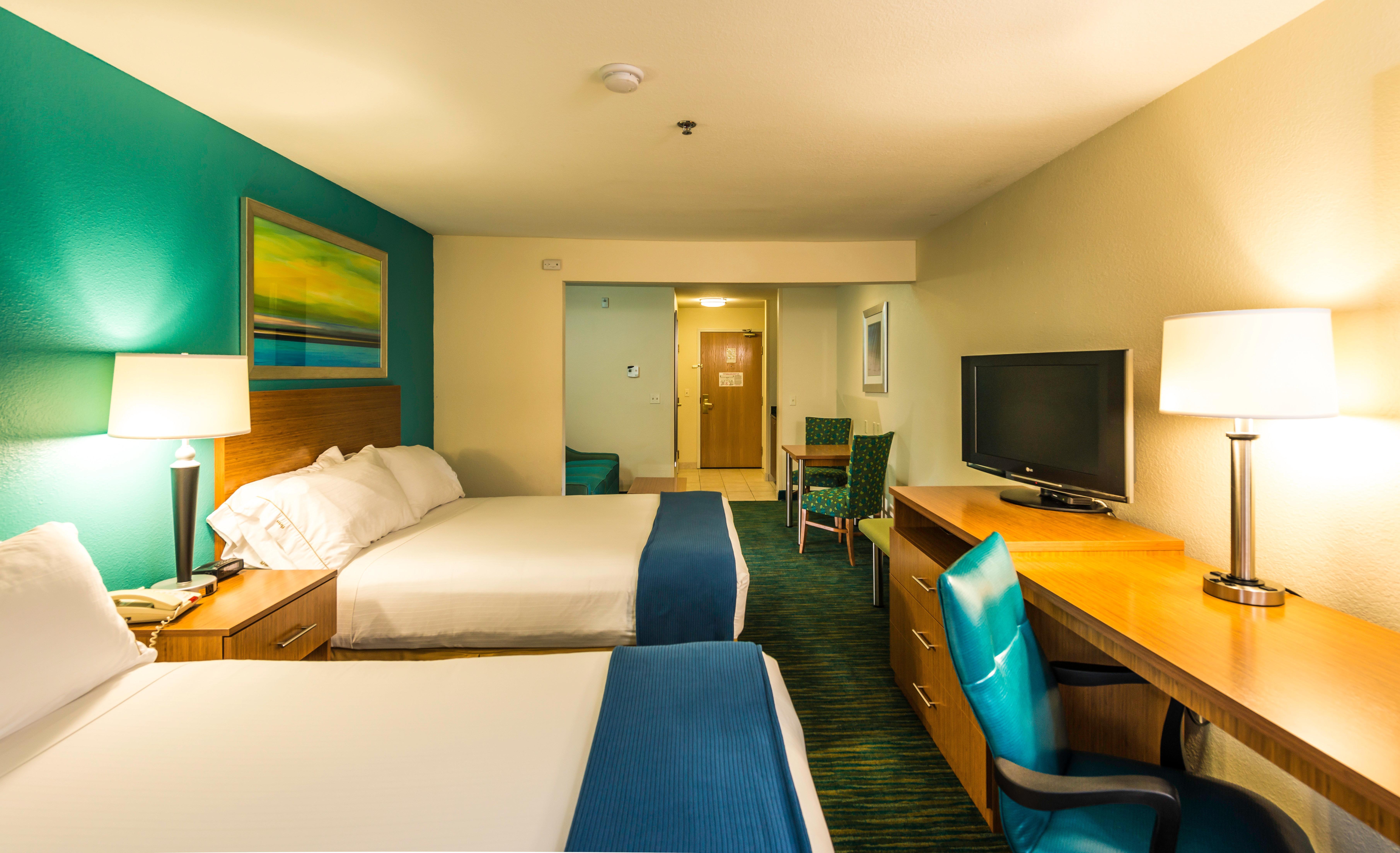 Express & Jacksonville-blount Island By Ihg Hotel 2*