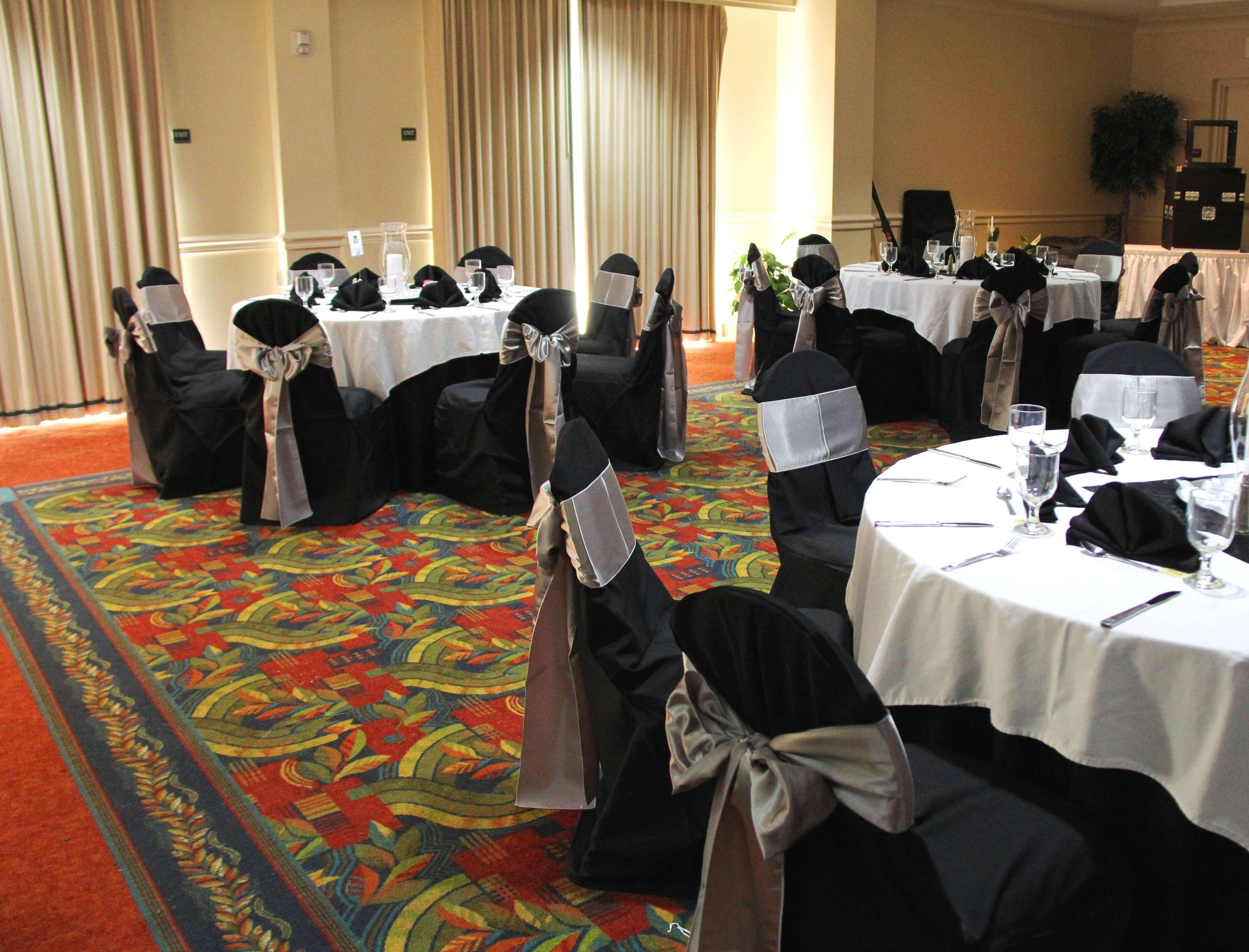 Hilton Garden Tampa North Hotel 3*