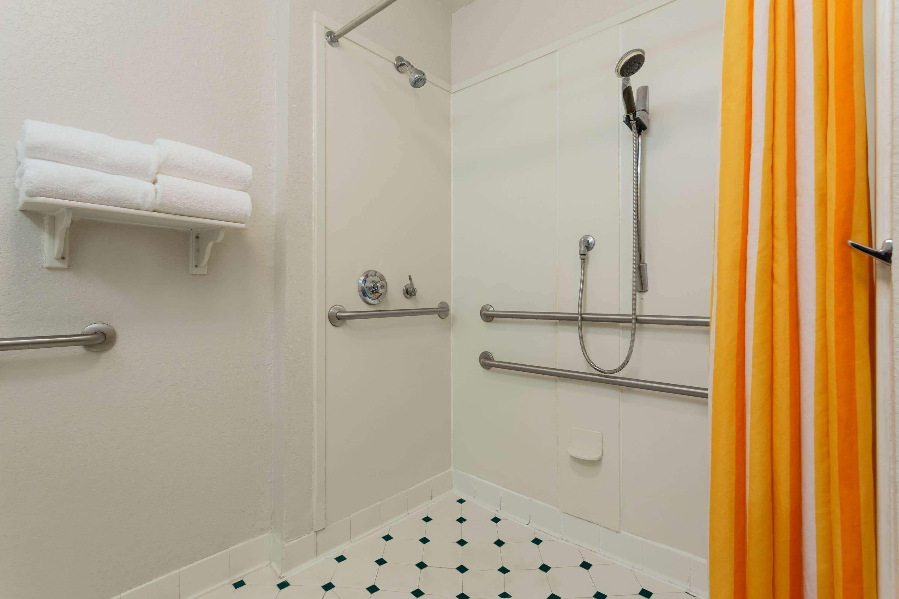 La Quinta By Wyndham West