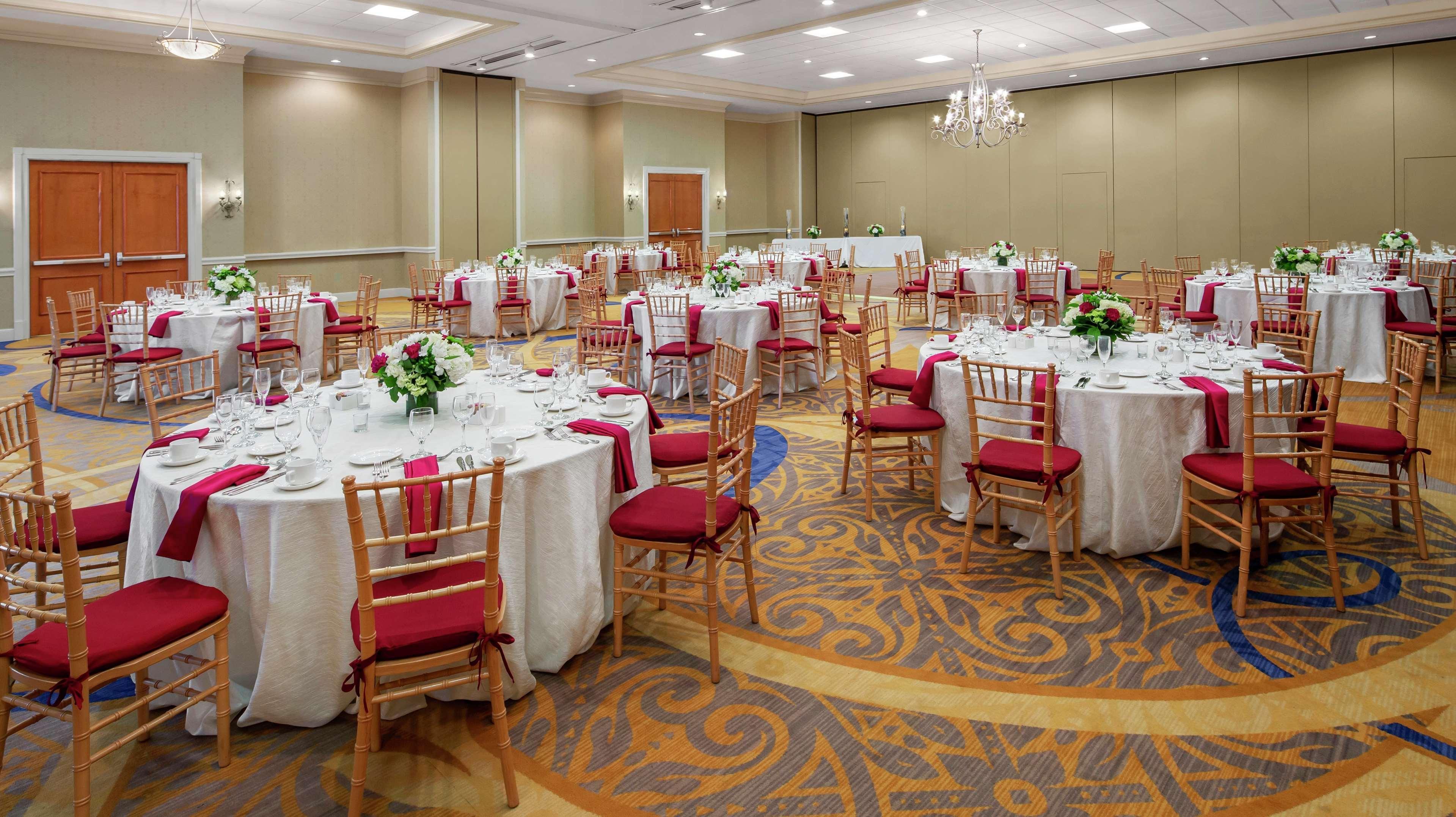 Doubletree By Hilton - Sawgrass Mills Hotel