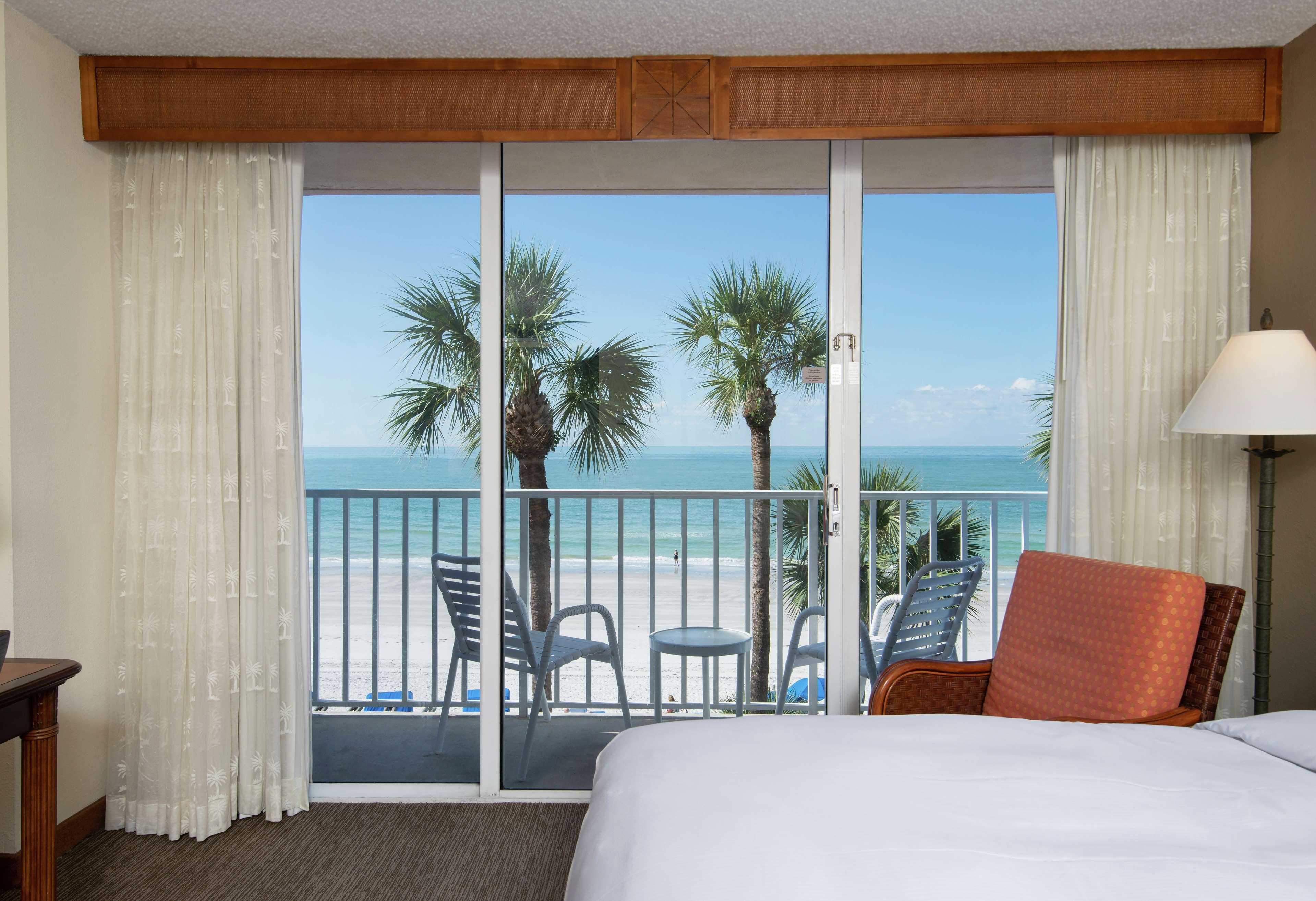 Doubletree By Hilton Tampa Bay - North Redington Resort St. Pete Beach