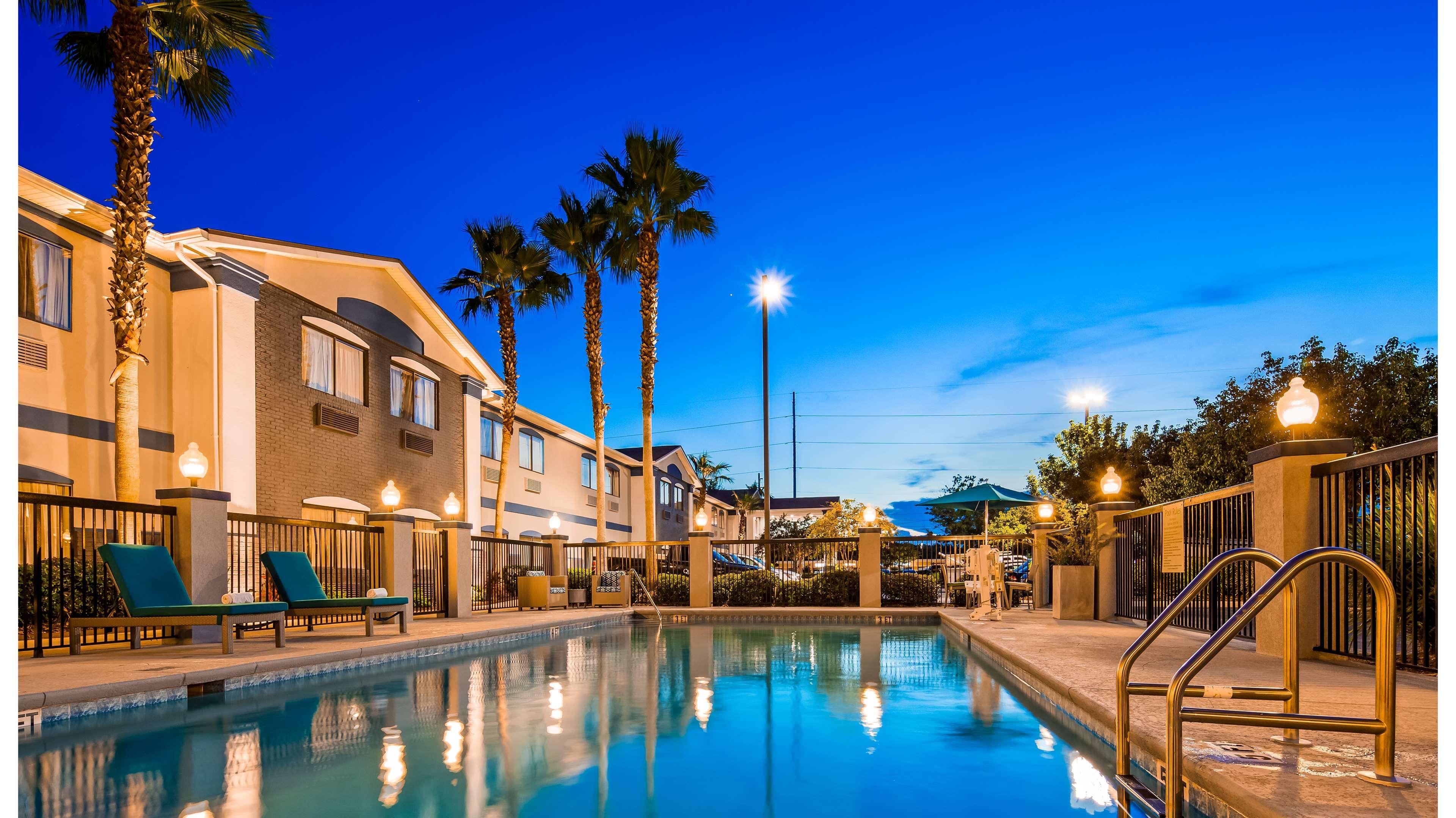 Western Mayport And Hotel