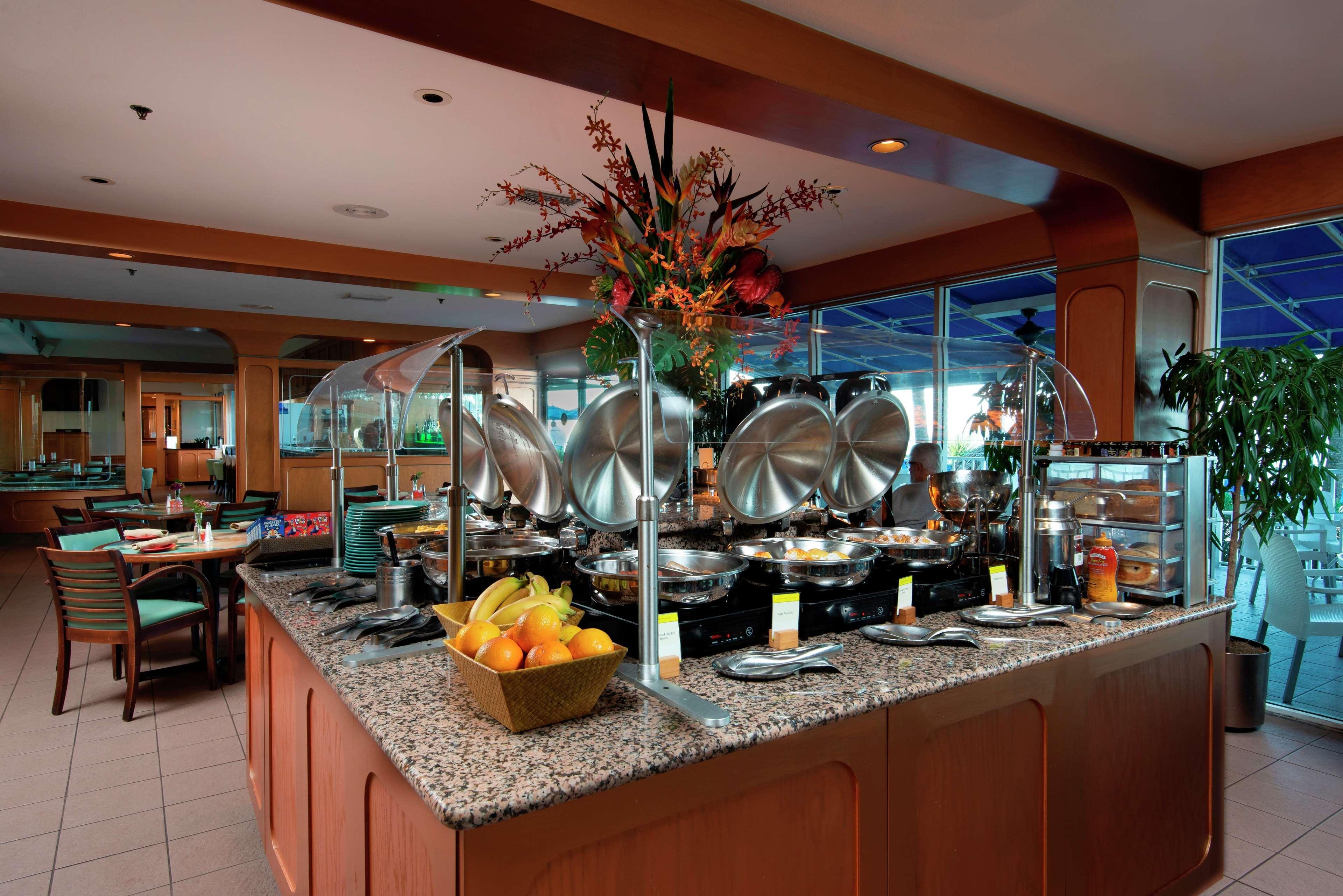Doubletree By Hilton Tampa Bay - North Redington Resort