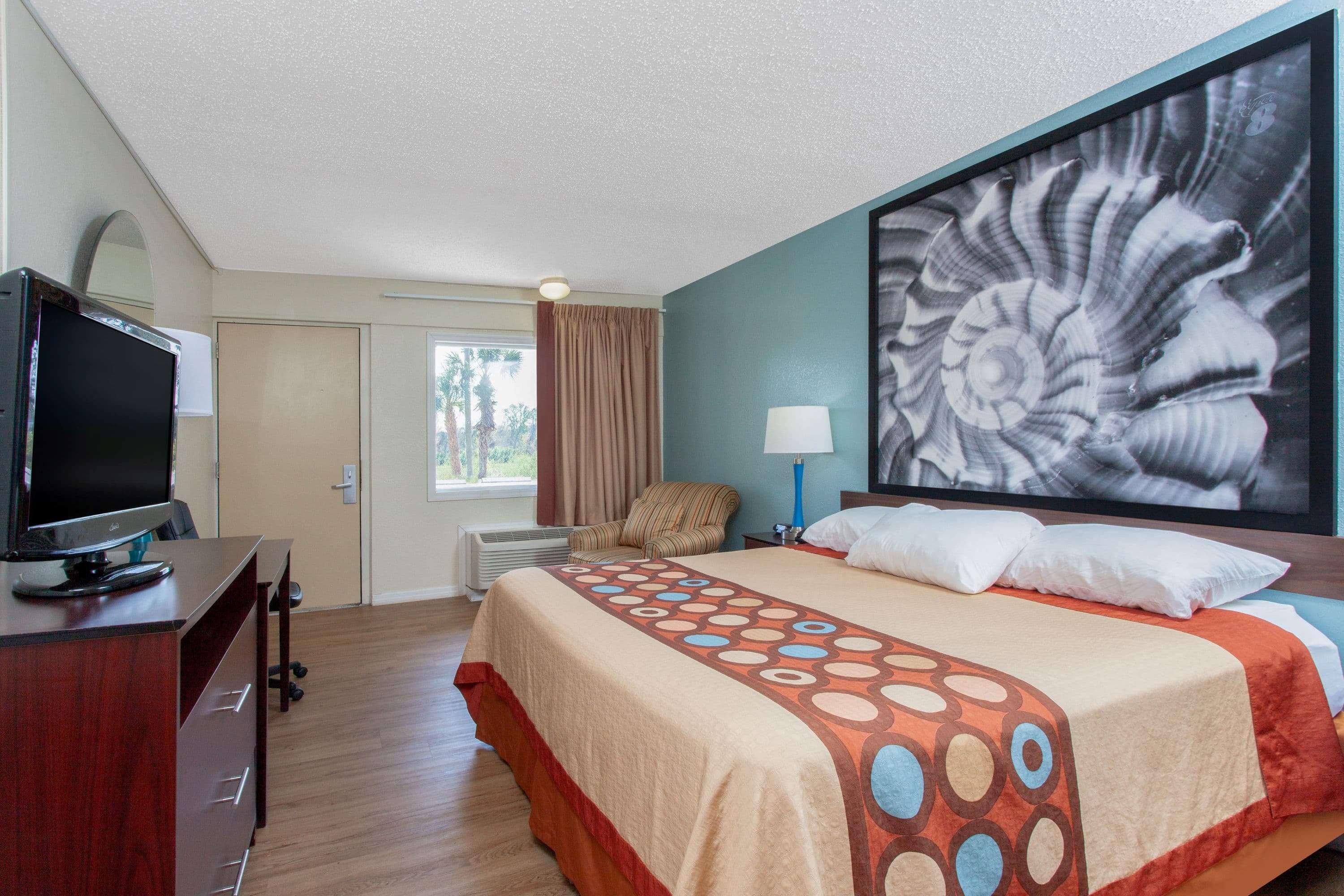 Super 8 By Wyndham Clearwater/us Hwy 19 N Motel 2*