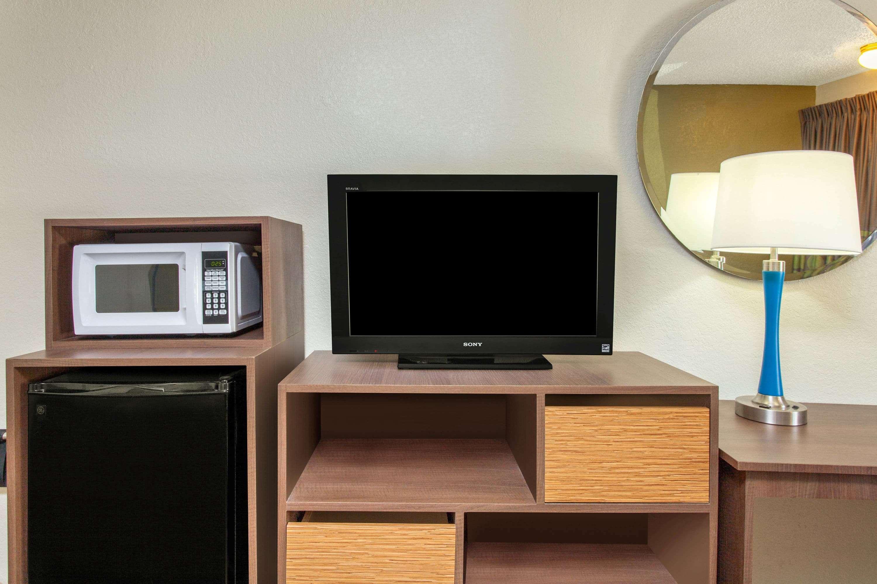 Super 8 By Wyndham Clearwater/us Hwy 19 N Motel 2*