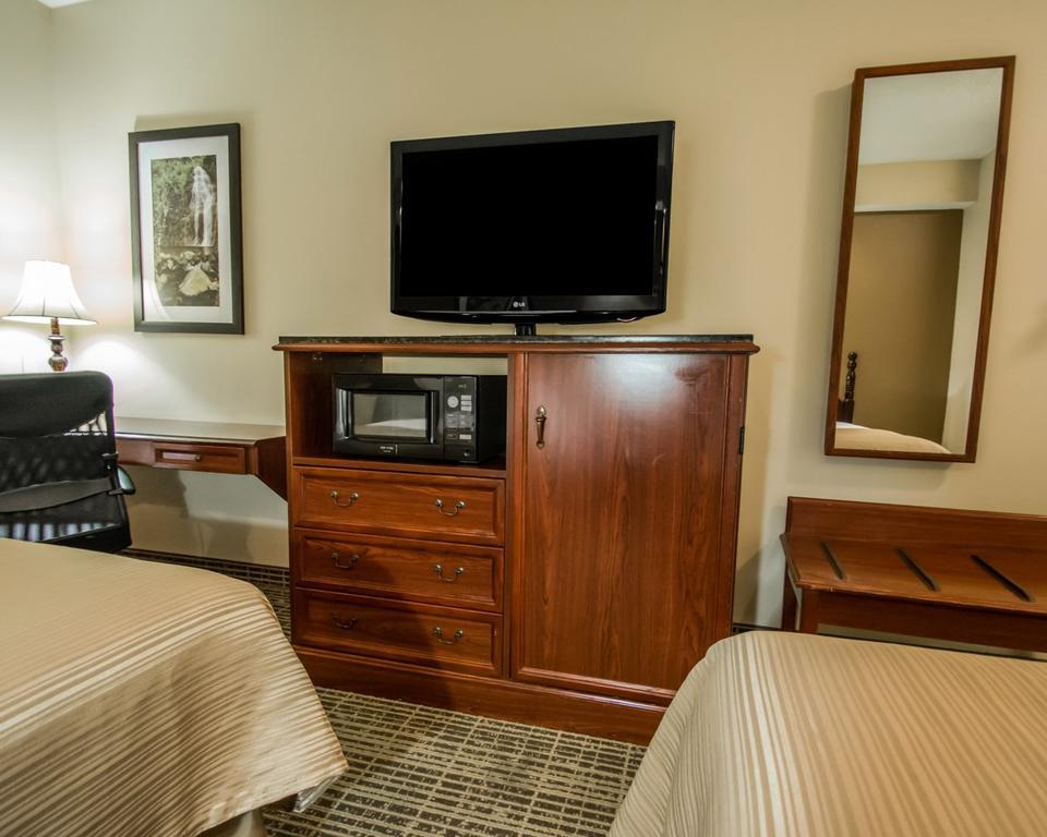 Inn Quality - Melbourne I-95 2*