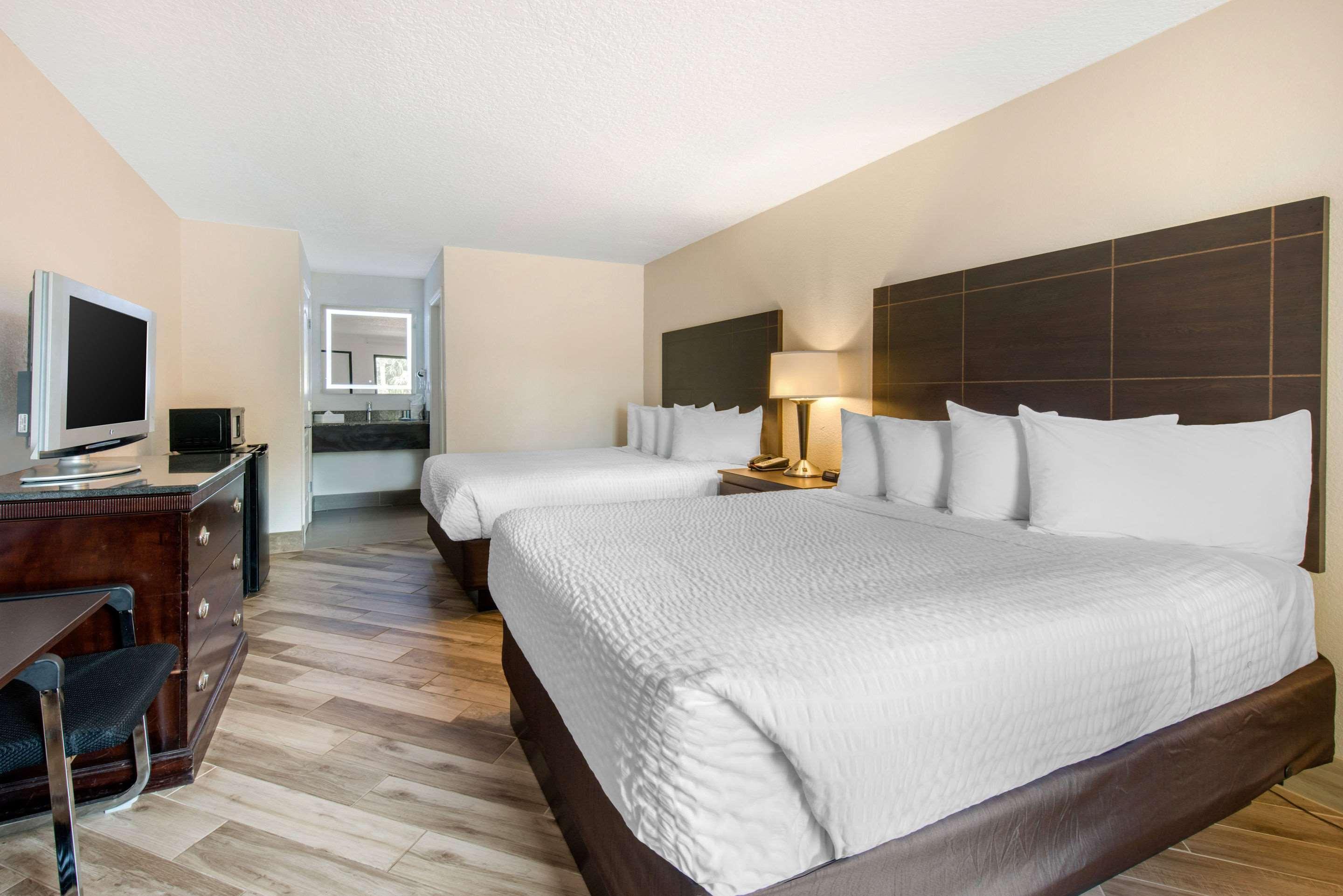 Clarion & Kissimmee-lake Buena Vista South 3* Kissimmee