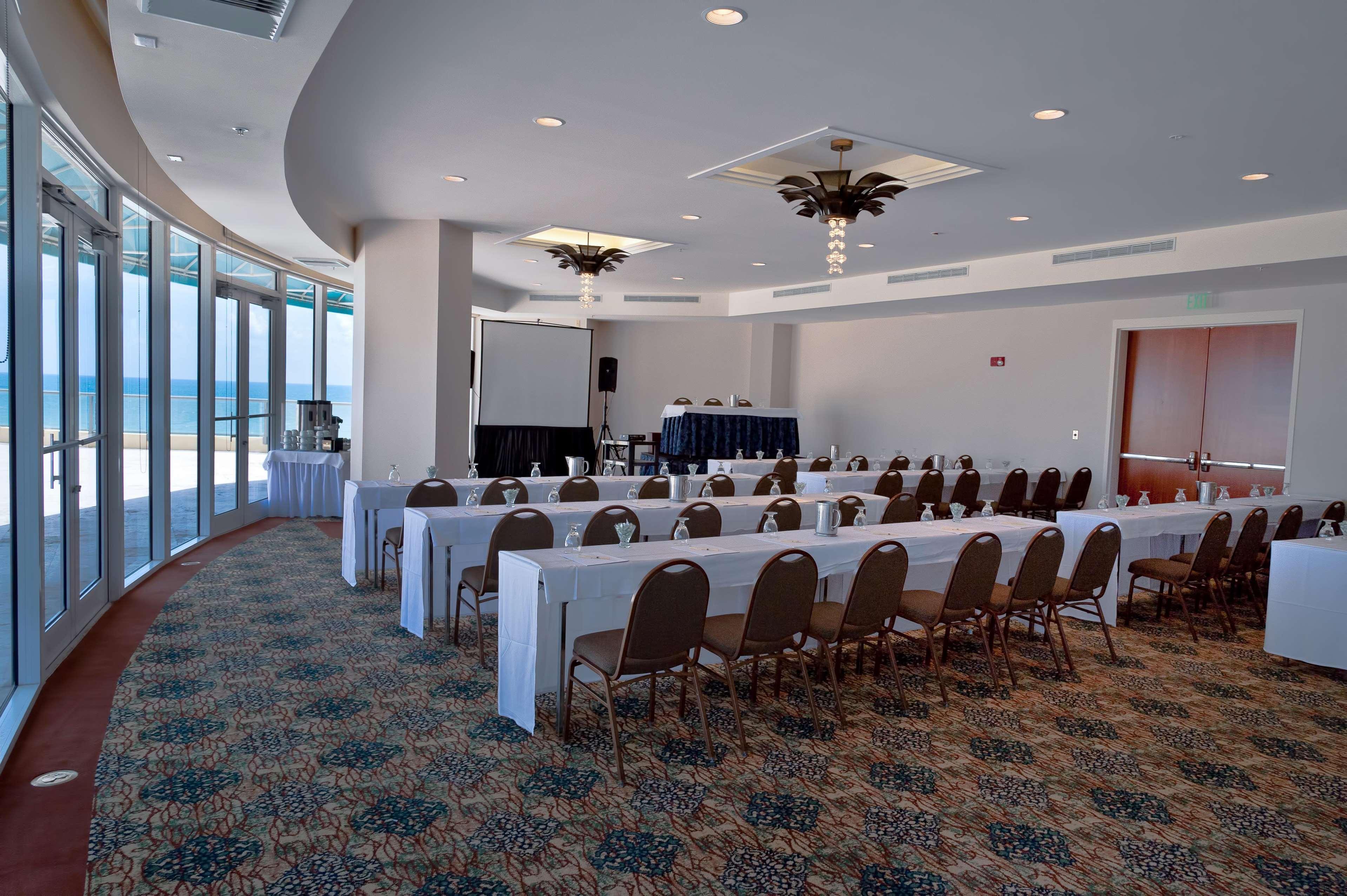 Doubletree By Hilton Ocean Point - North Miami Resort