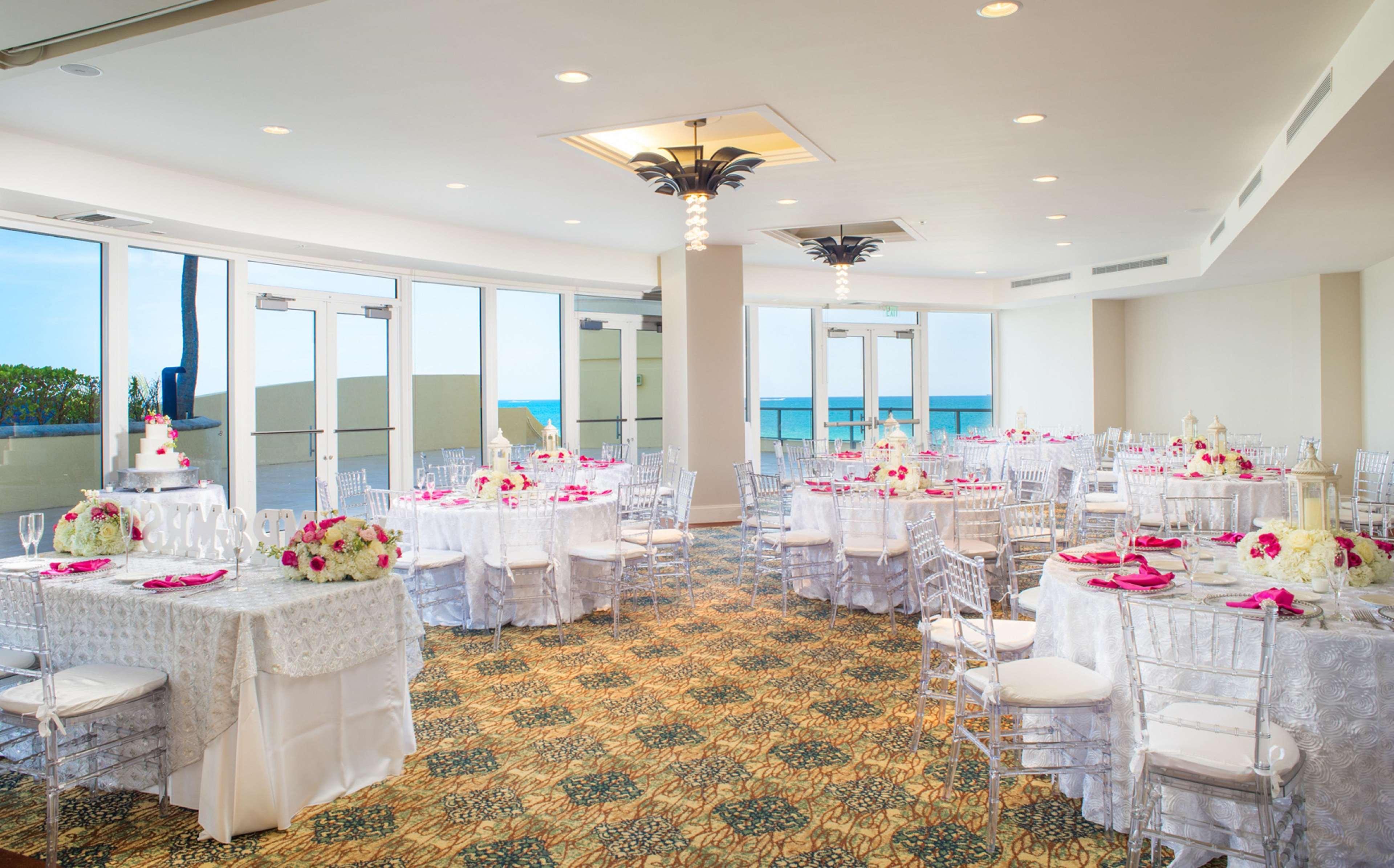 Doubletree By Hilton Ocean Point - North Miami 4*