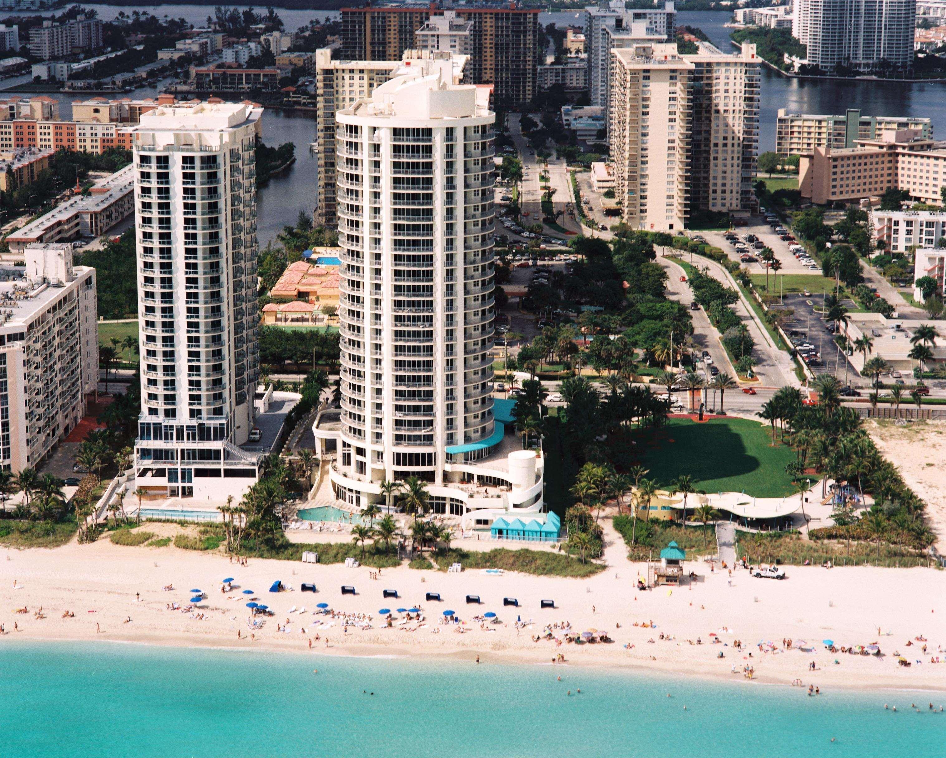 Doubletree By Hilton Ocean Point - North Miami Resort 4*