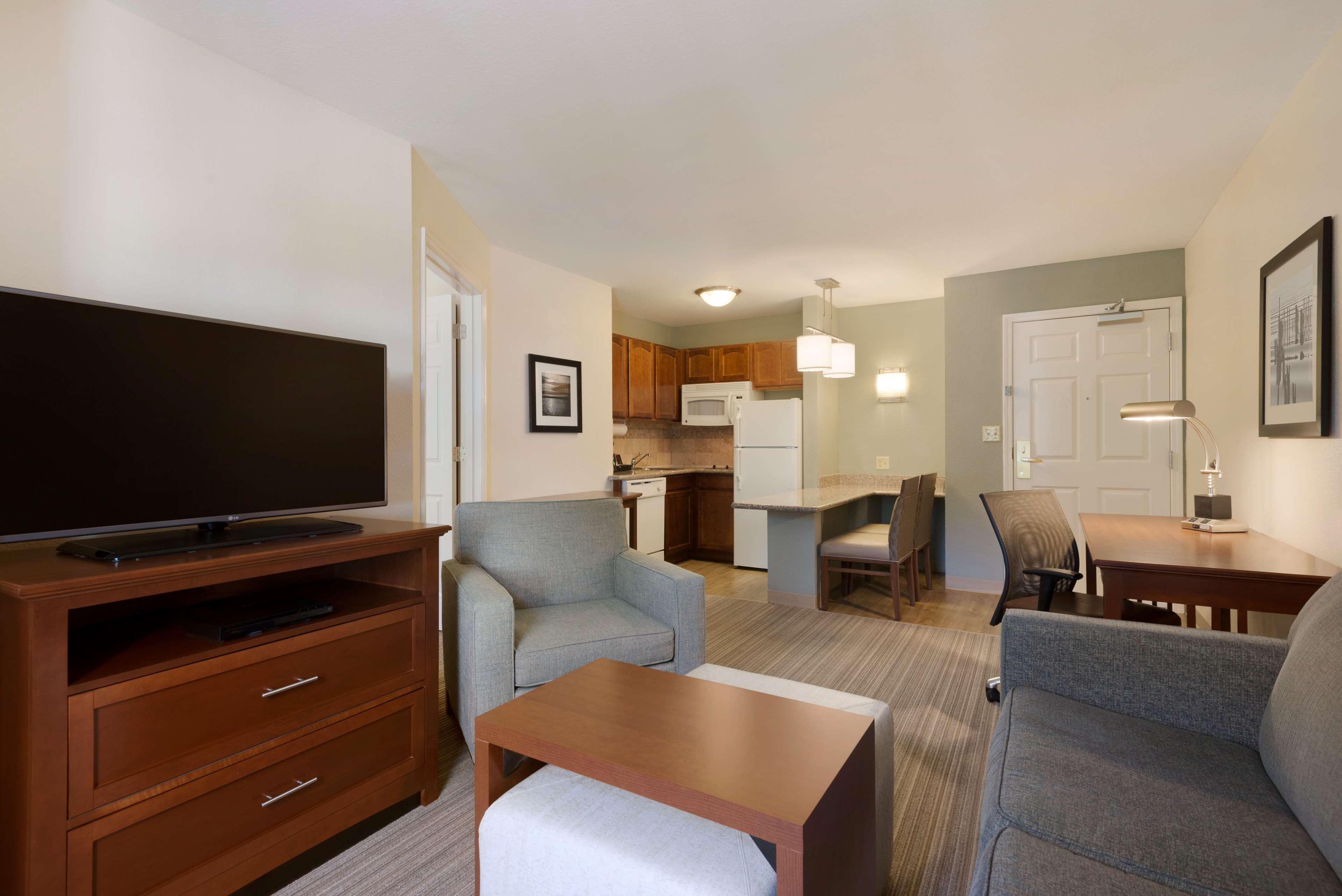 Hotel Homewood Deerwood Park