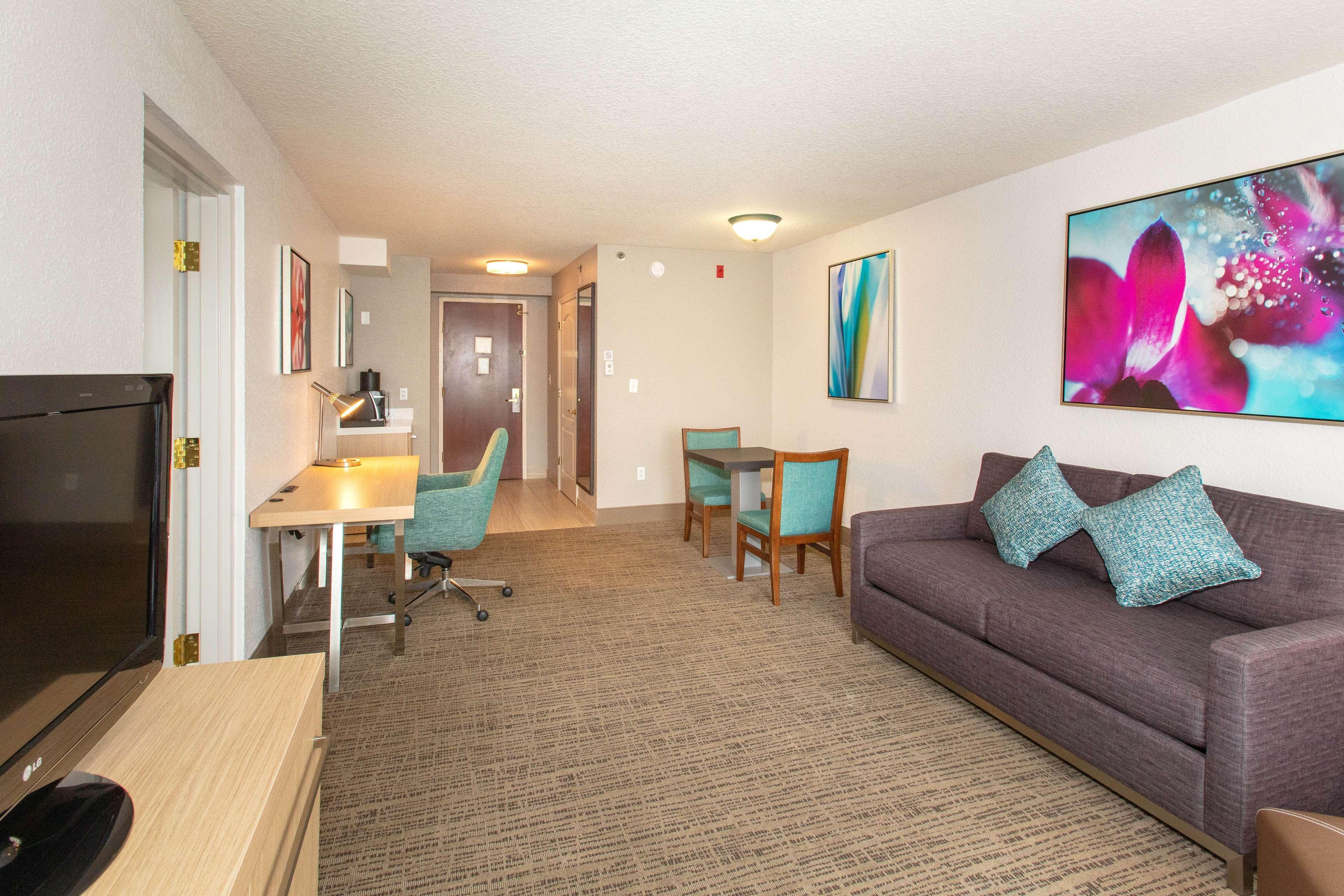 Hotel Hilton Garden Airport 3*