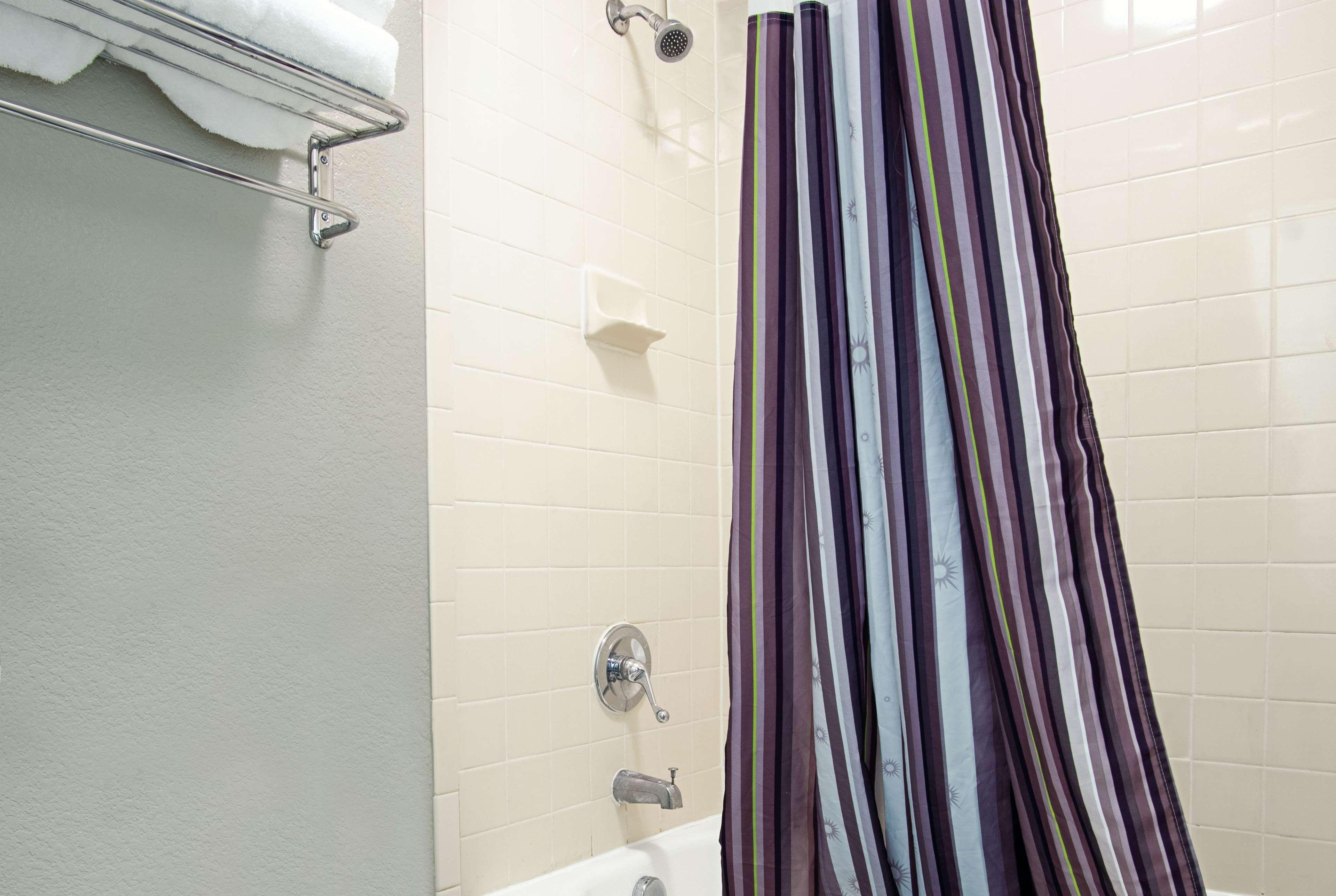 La Quinta By Wyndham West Palm - Florida Turnpike Hotel