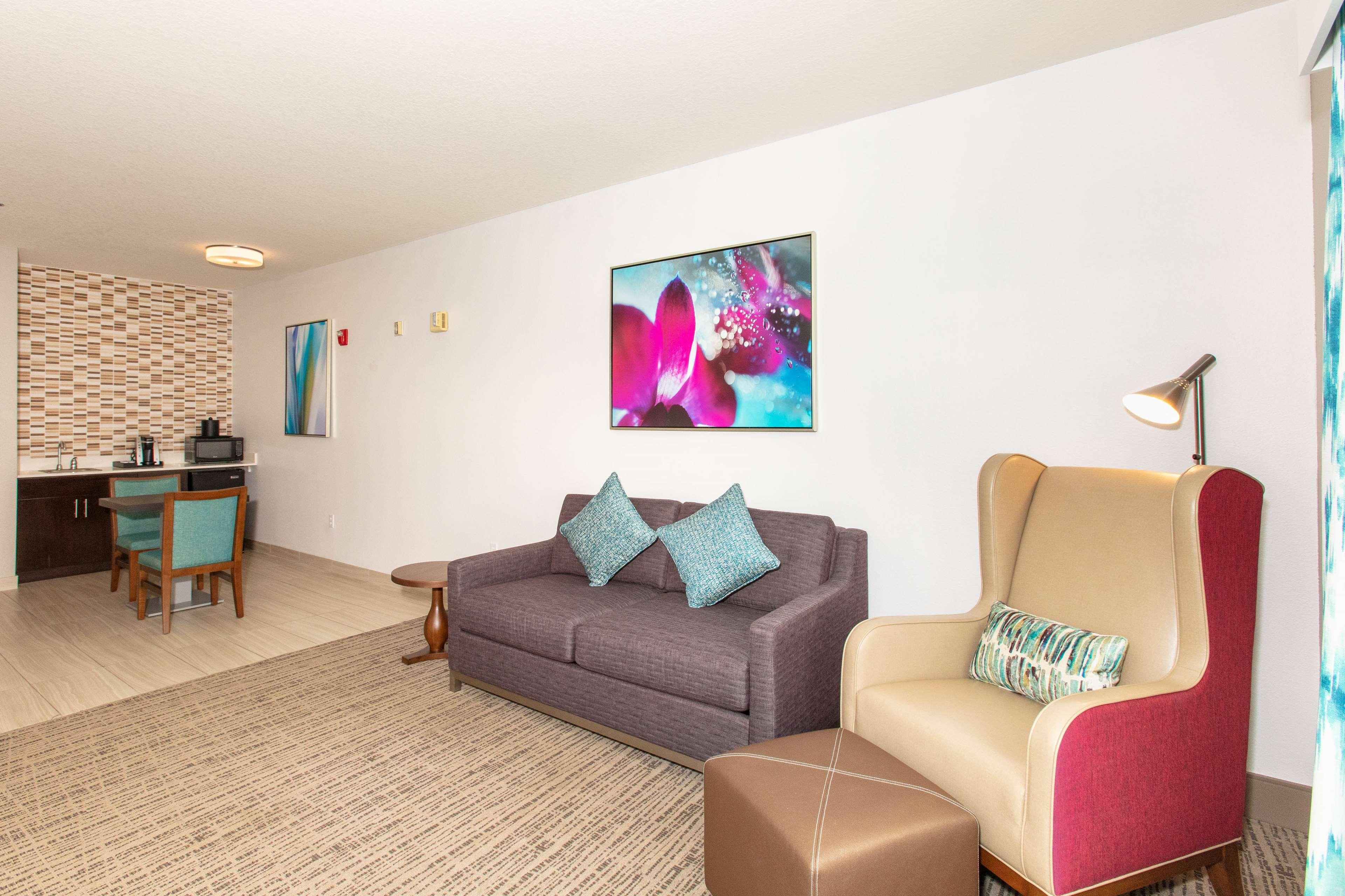 Hotel Hilton Garden Airport