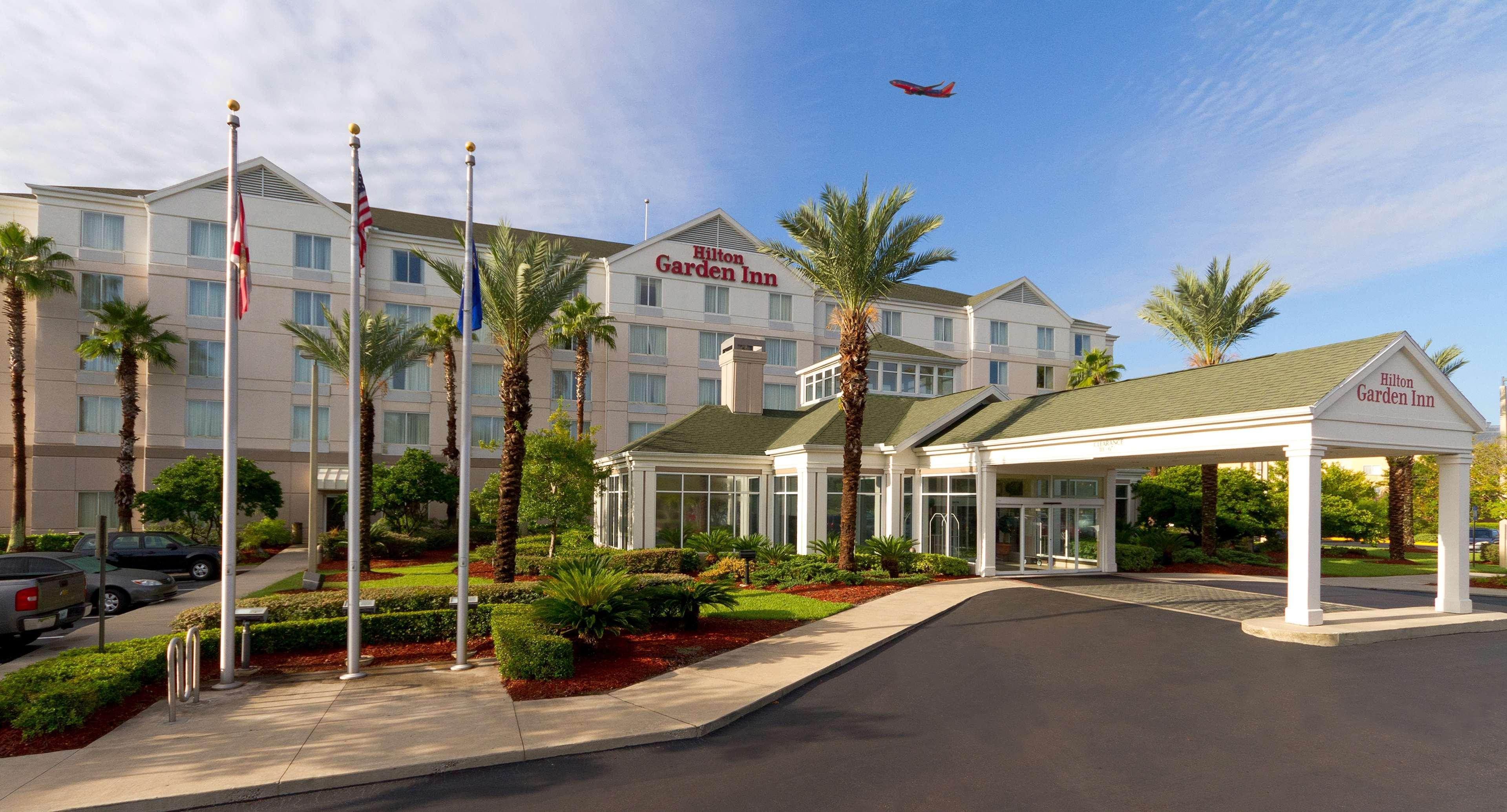 Hotel Hilton Garden Airport